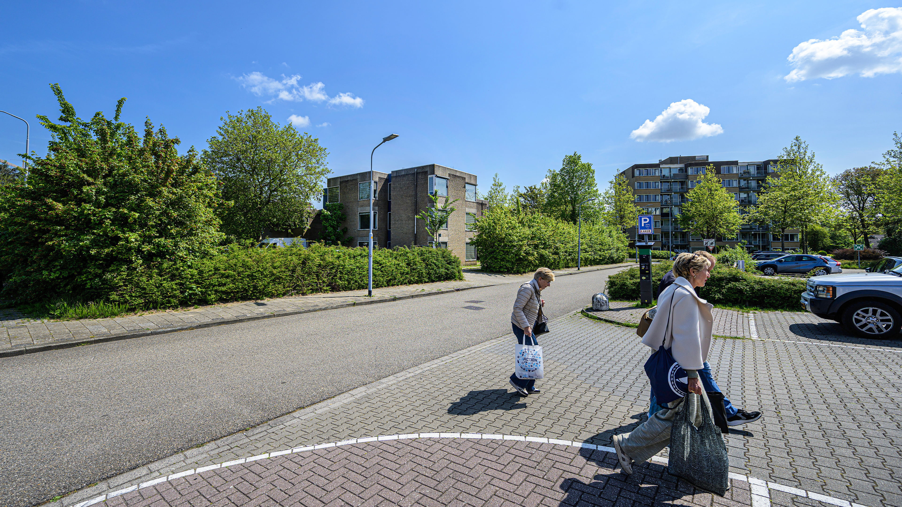 Hoofddorp to build 400 homes in city center: Houses too close to busy road according to health regulations