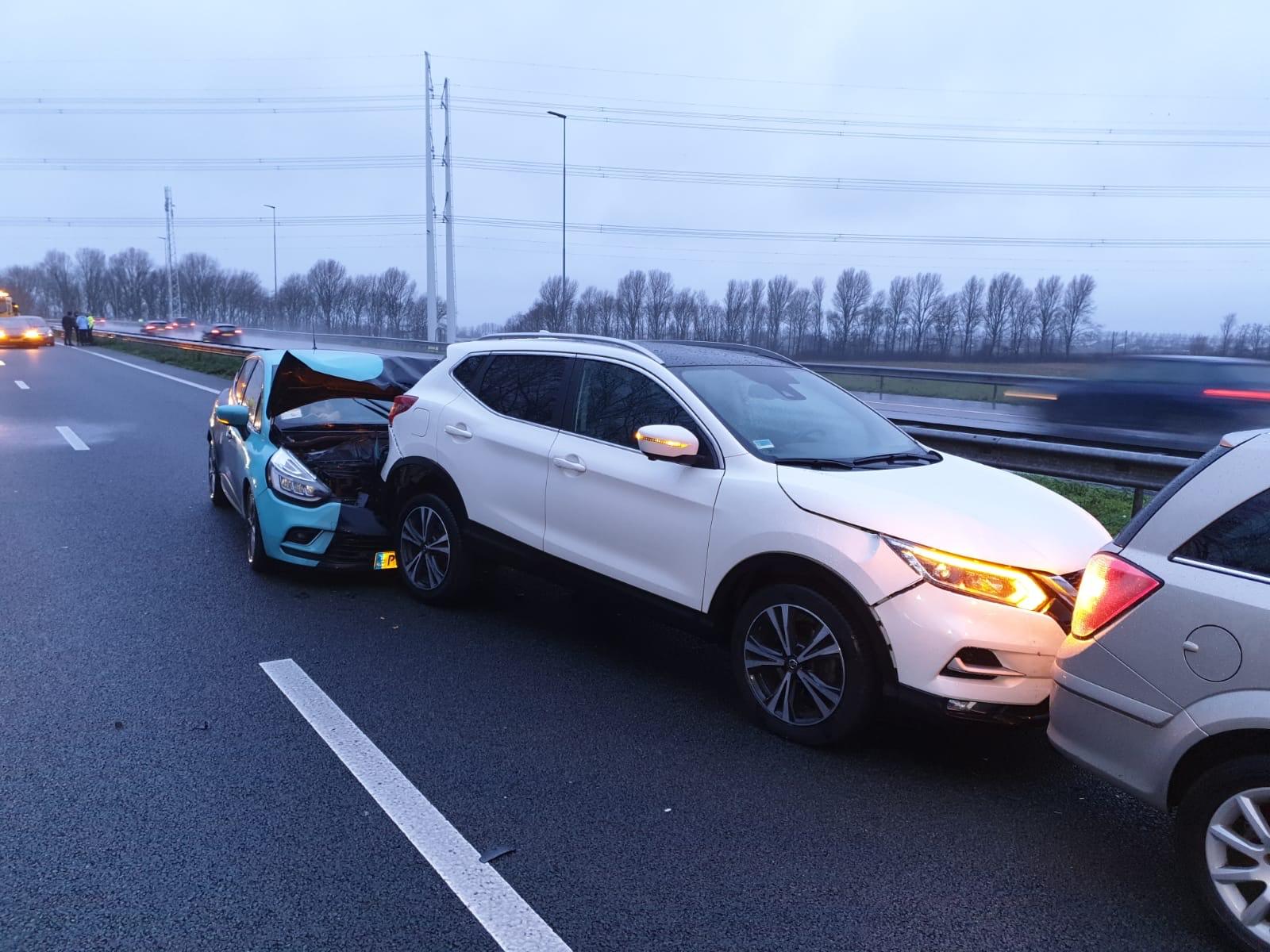 Twee ongelukken op de A44 bij Abbenes