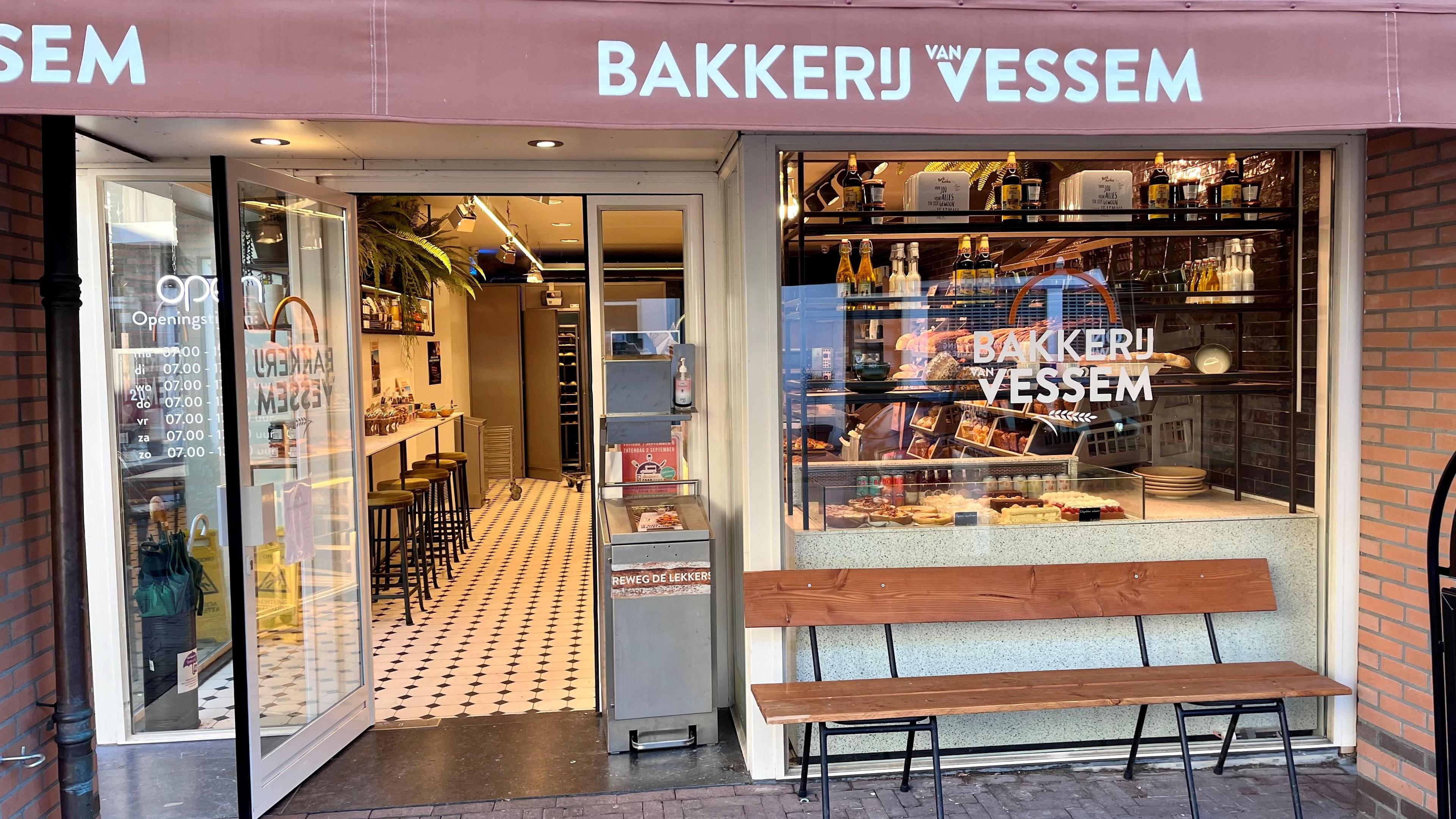 Halfbakken staking leidt tot verwarring bij bakkerij Van Vessem: winkels toch gewoon open