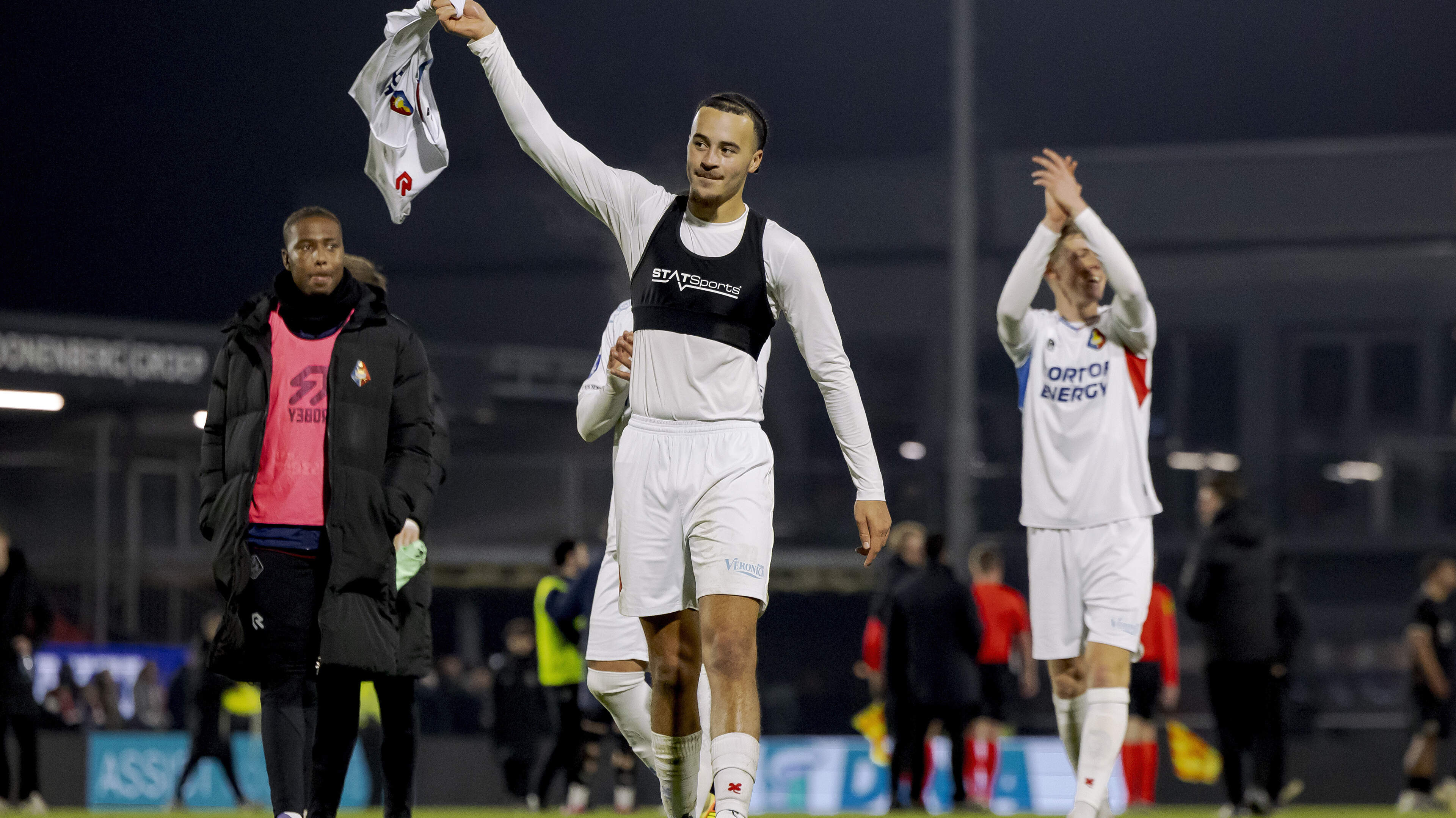 Devon Koswal leaves Telstar to continue career in Norway