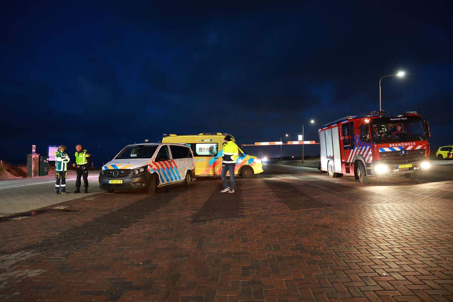 Grote Brand Uitgebroken Bij Bernies Beachclub In Zandvoort Zeeweg Afgesloten Haarlems Dagblad