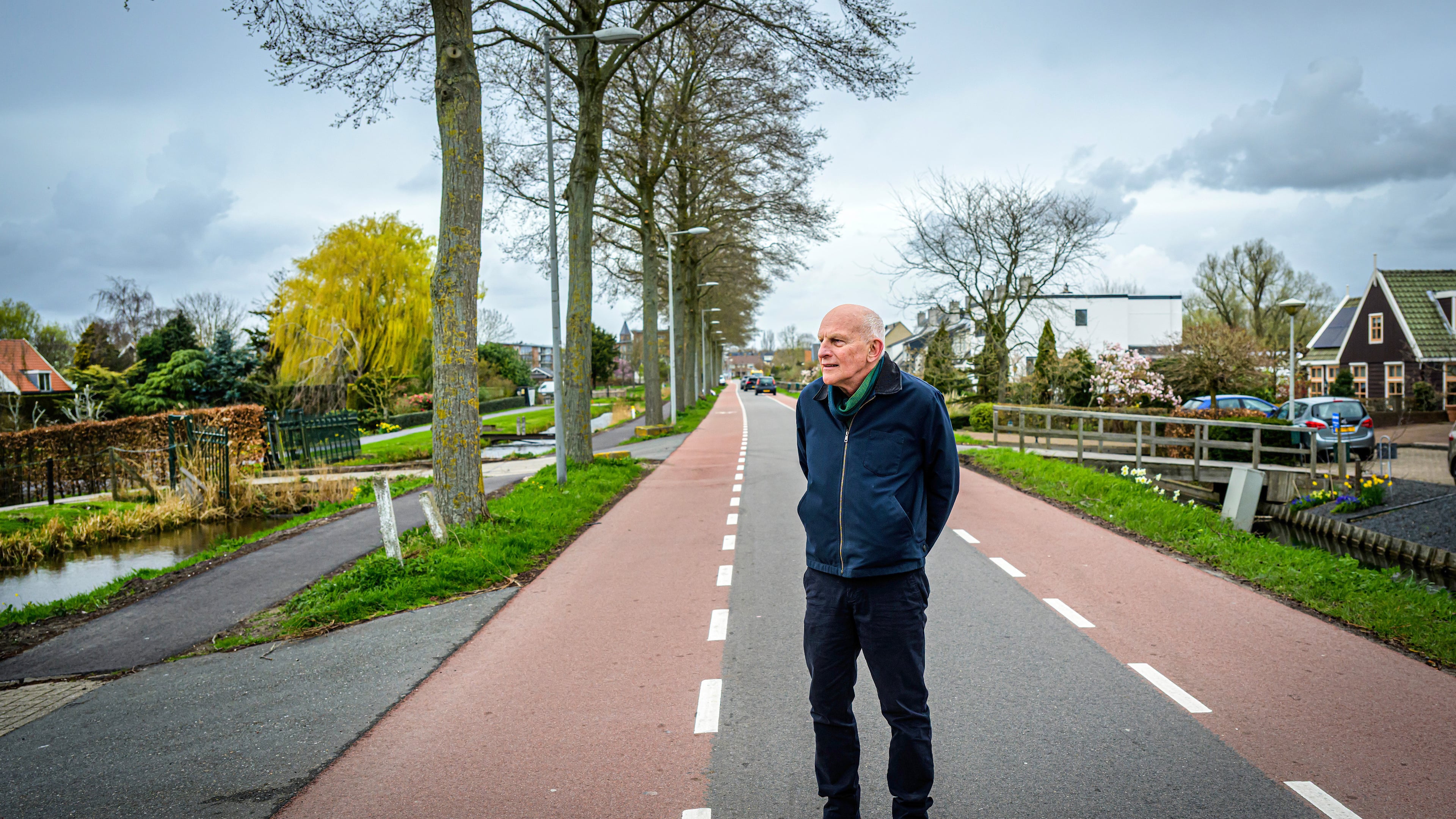 Harsh life along a ragged Osdorperweg documented in book: ‘Anyone who wants to go back to the past is out of their mind’