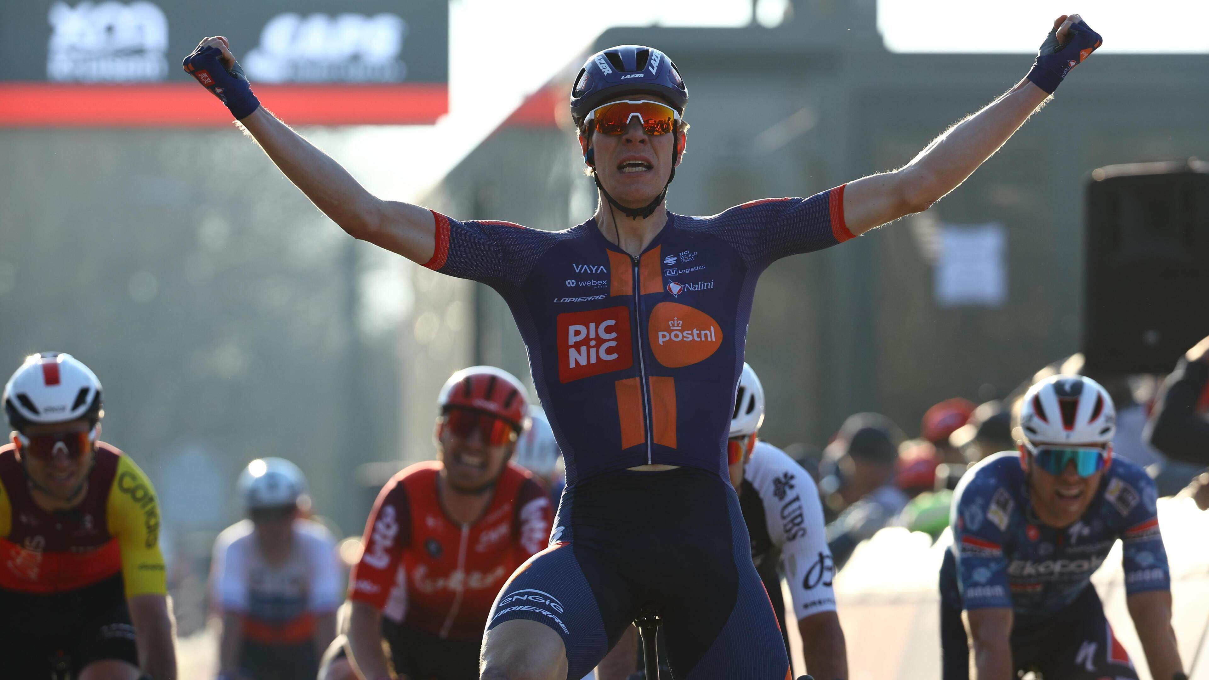 Nils Eekhoff uit Rijsenhout wint wielerkoers Nokere Koerse