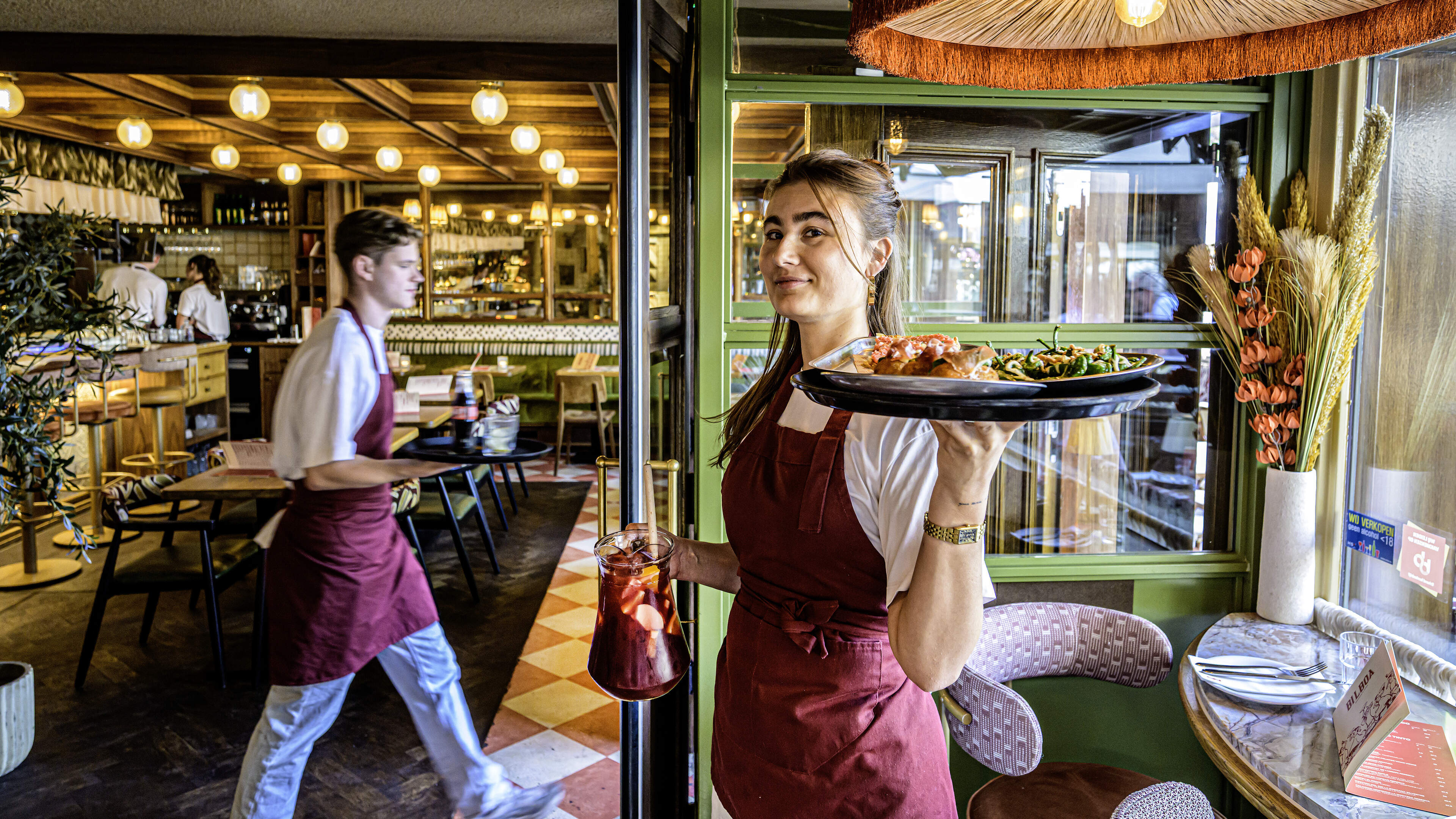 Briny mussels and melt-in-the-mouth Spanish ham: that typical tapas vibe at Bilboa (8)
