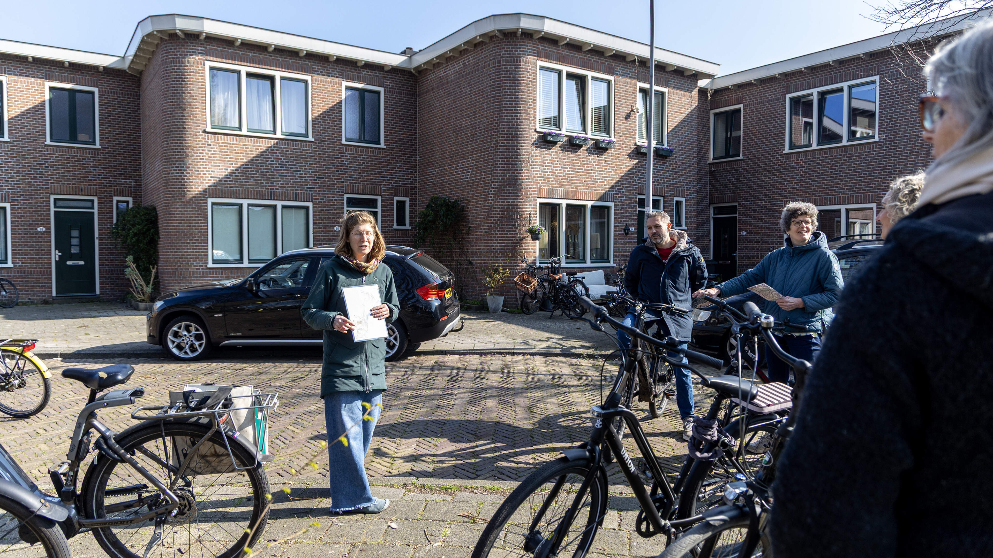 Cycling past forgotten stories of the Spaarne City: ‘North used to be the ghetto of Haarlem for us’