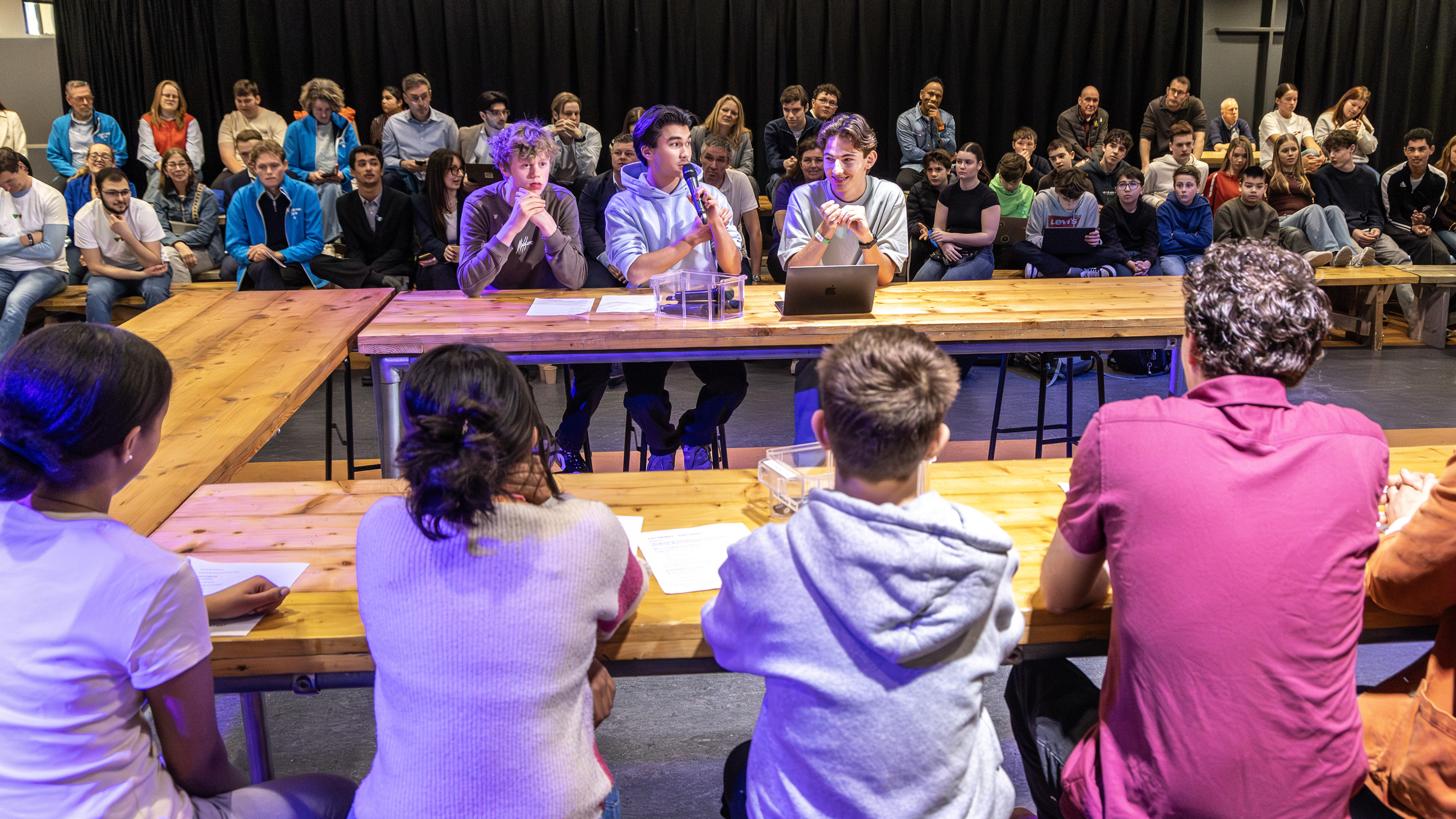 Students debate at KSH Secondary School: 'It's not just about what you say, but especially how you say it'