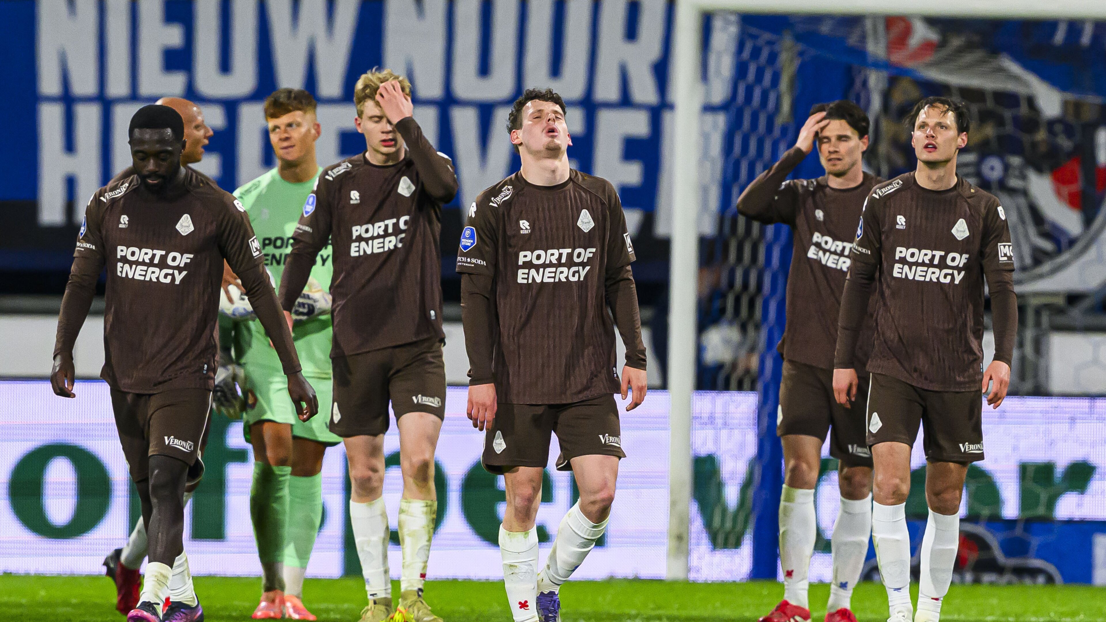 Frustration at Telstar after missed chances against Heerenveen: 'We have to score them against PSV on Sunday'