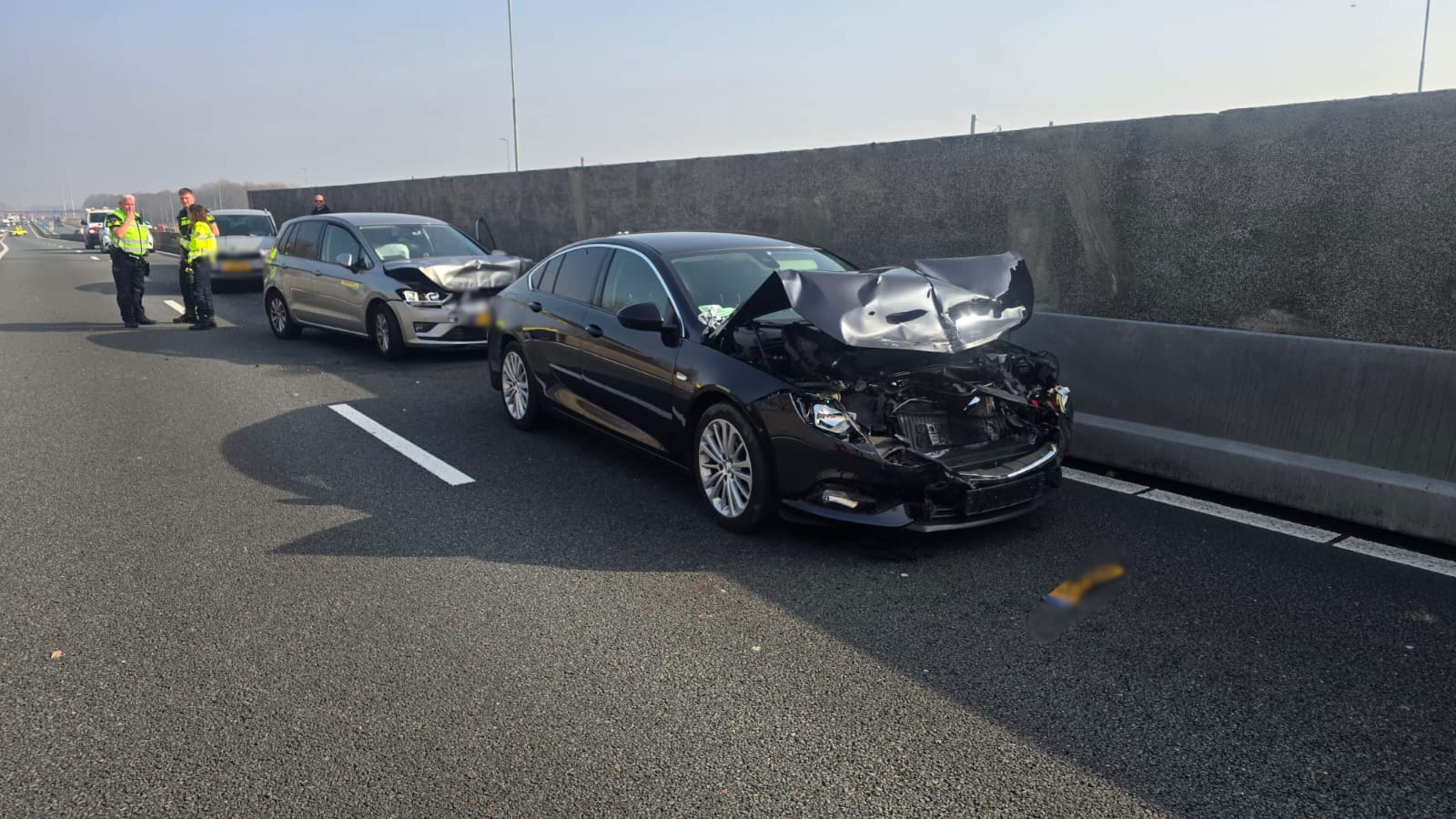 Heavy traffic due to four-car accident on A44 near Abbenes