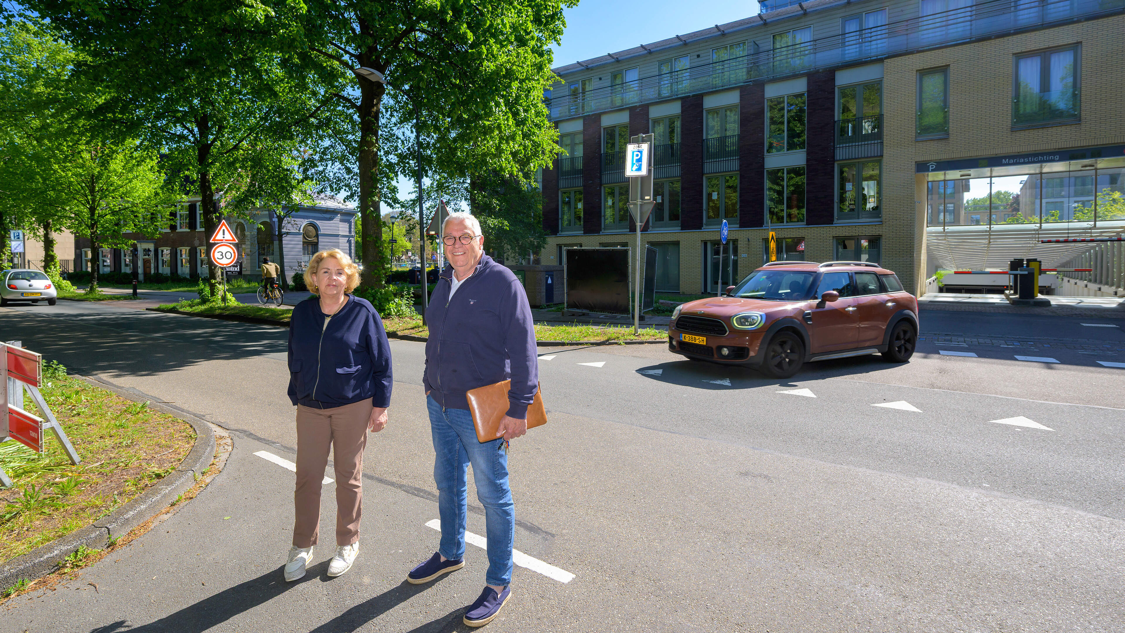 Kleine Houtweg to become green cycle street, much to residents' dismay: 'It will be traffic chaos'