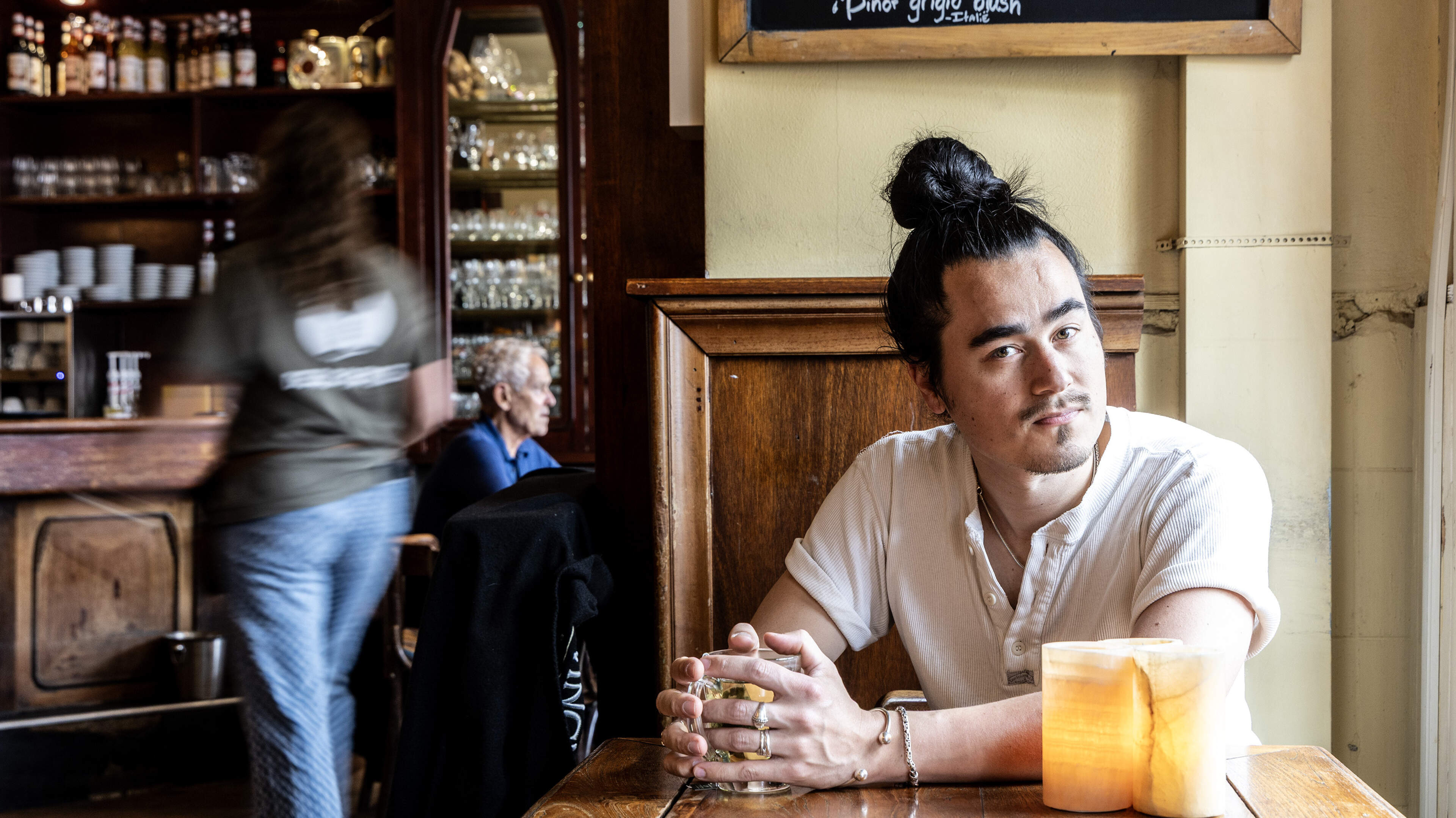 Gyo Kretz wants to create a living room atmosphere in the Nieuwe Kerk with his songs; ‘This is entirely my music, without outside interference’