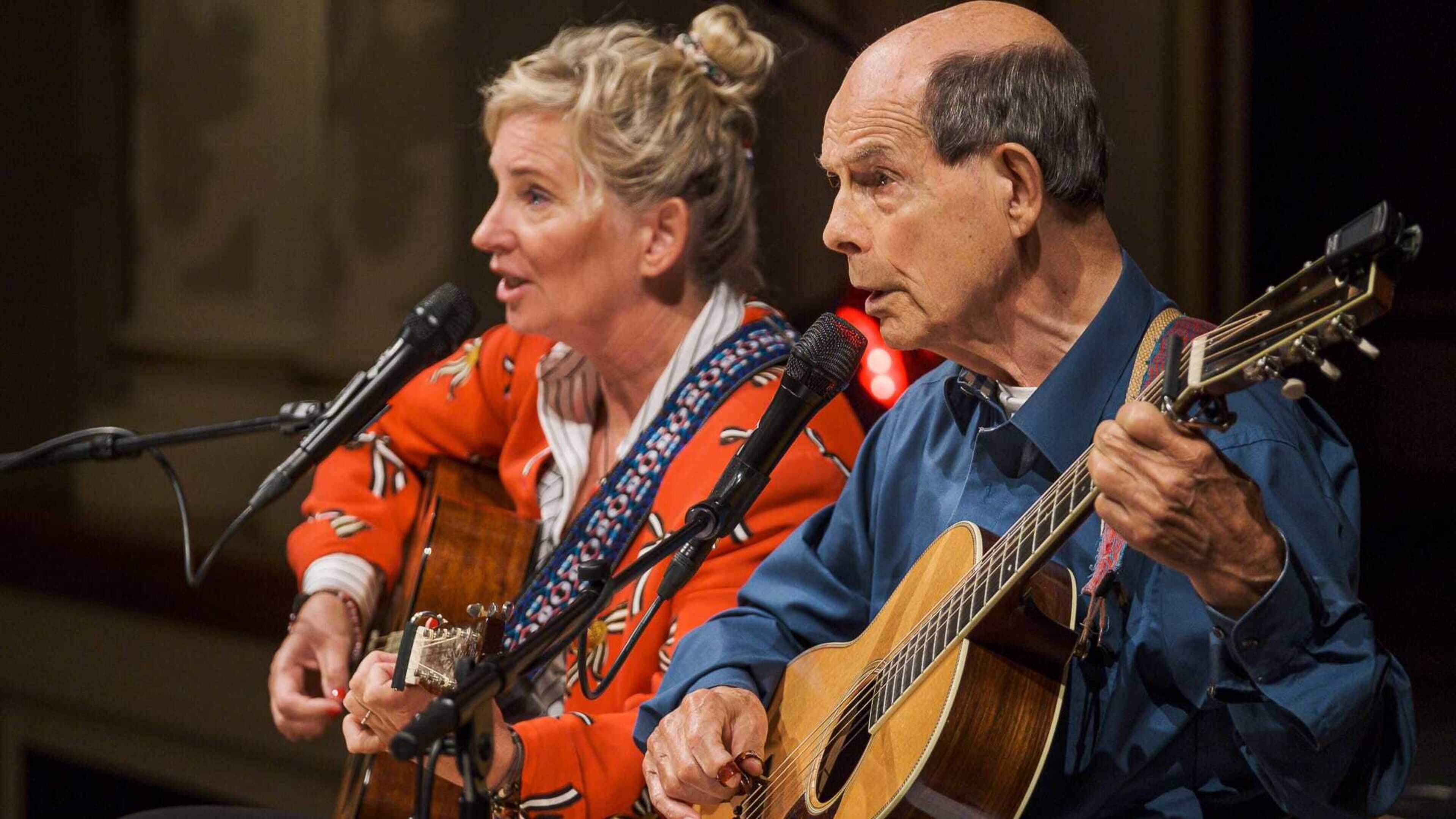 Haarlem troubadour Joop (88) and Jessica can’t stop singing: ‘We keep being asked back’