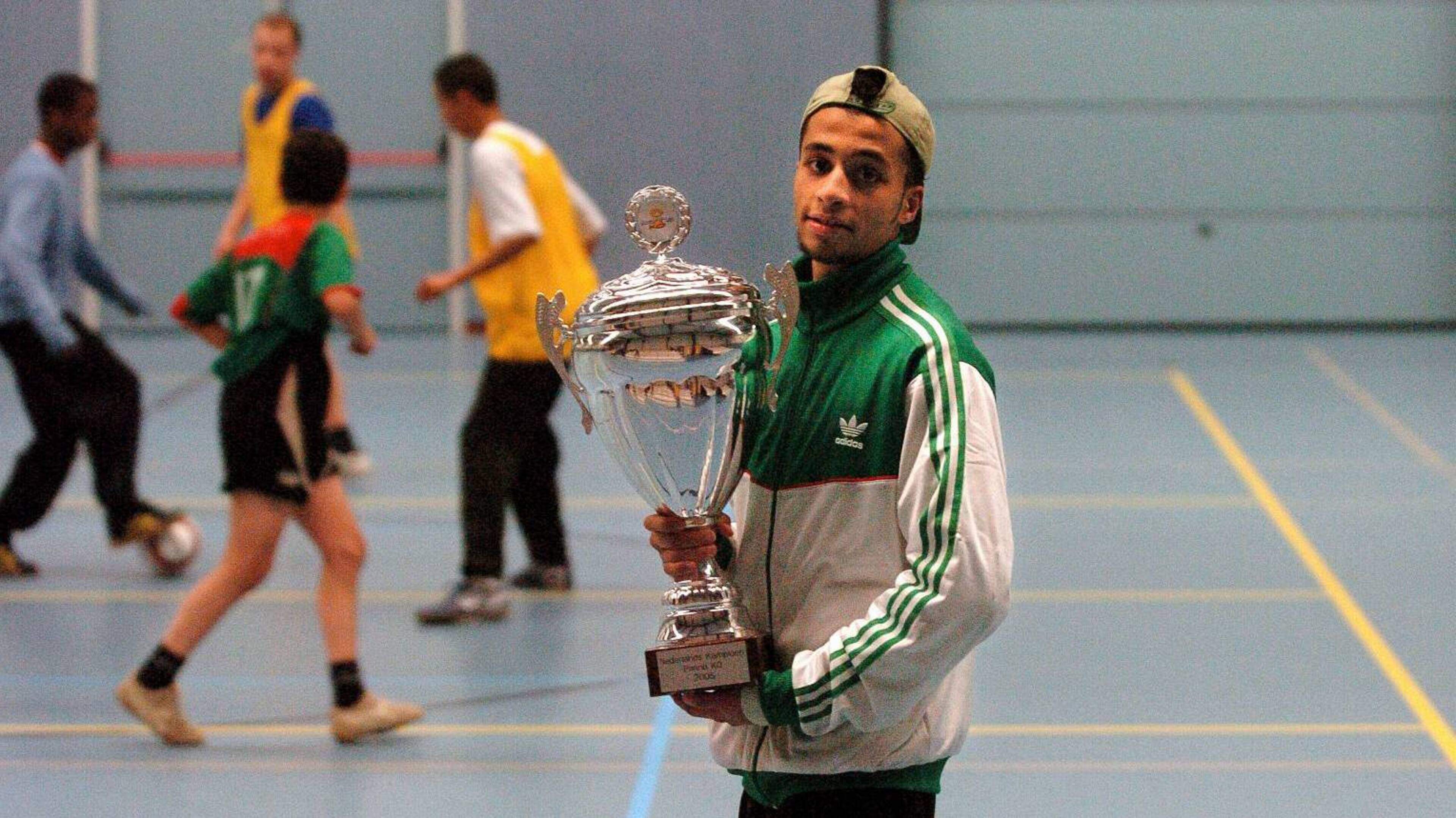 Became champions? Send a photo for the champions page