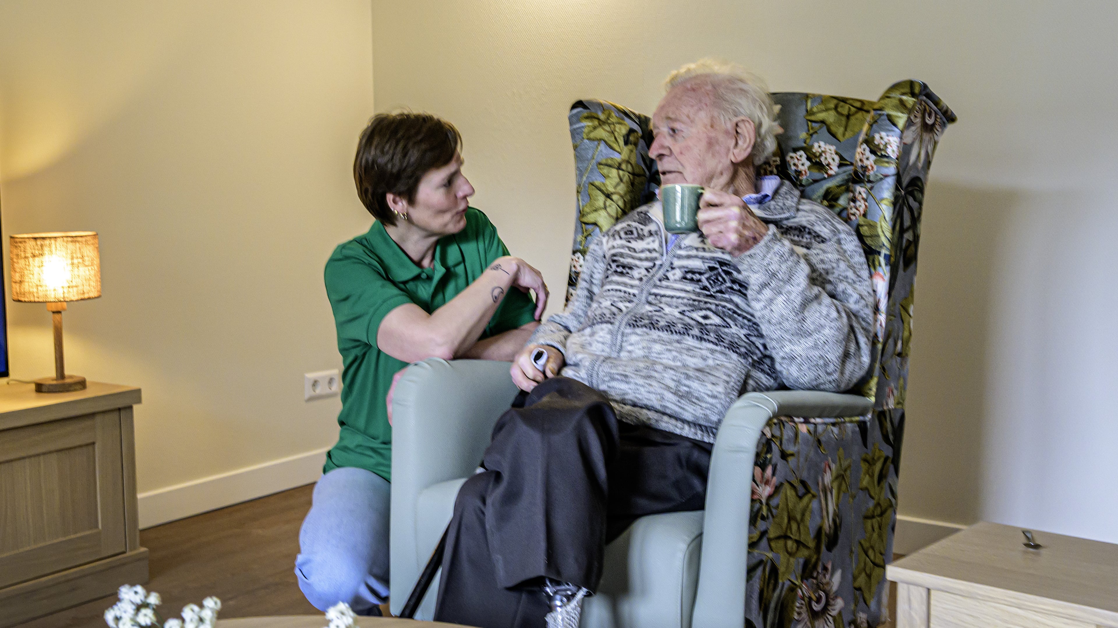 New residential care facility Het Overboshuis opens in Hoofddorp: ‘Immediate positive feeling, and my father's parrot can live here too’