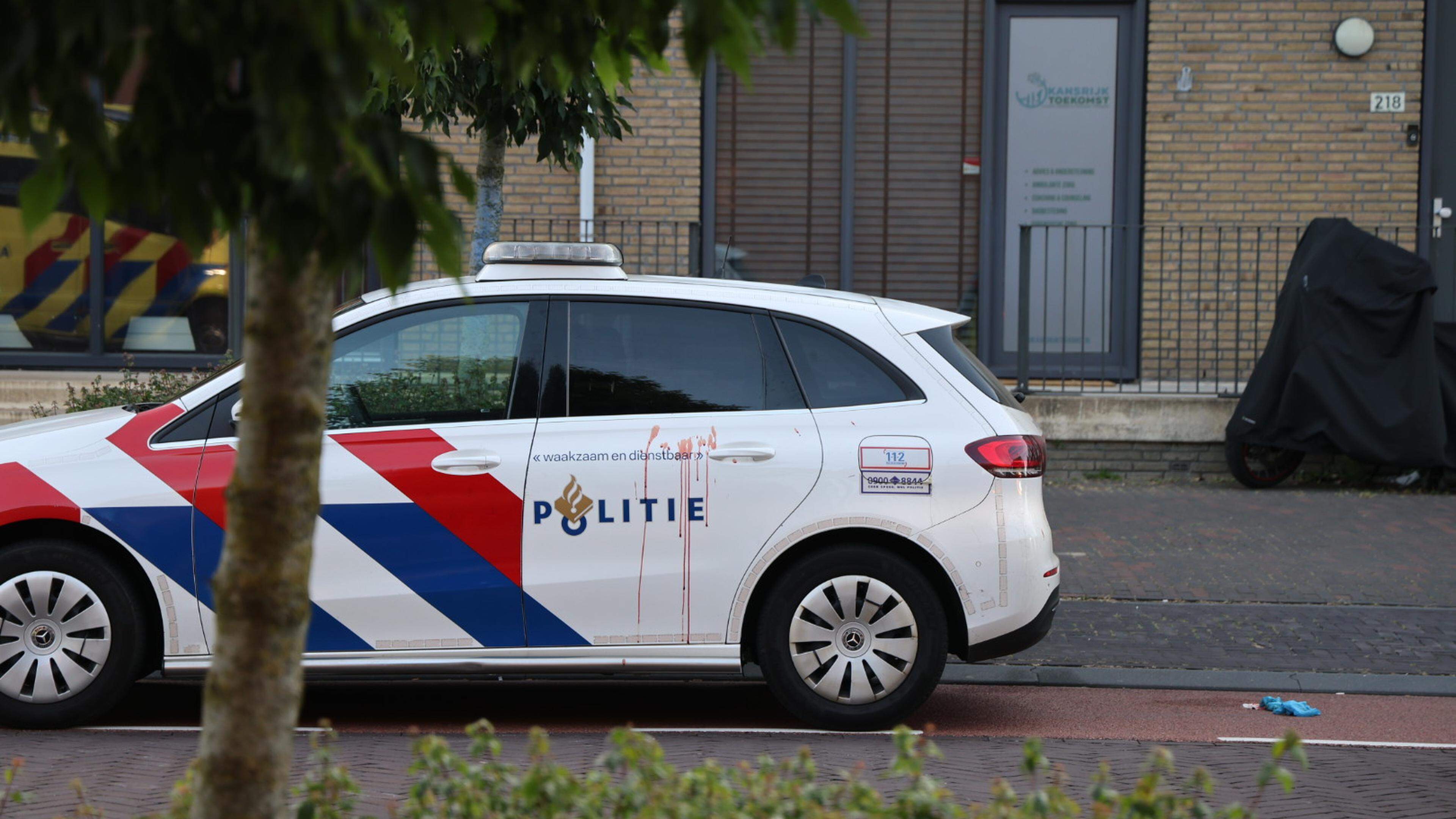 Meerdere gewonden, waaronder agent, bij steekpartij in Hoofddorp