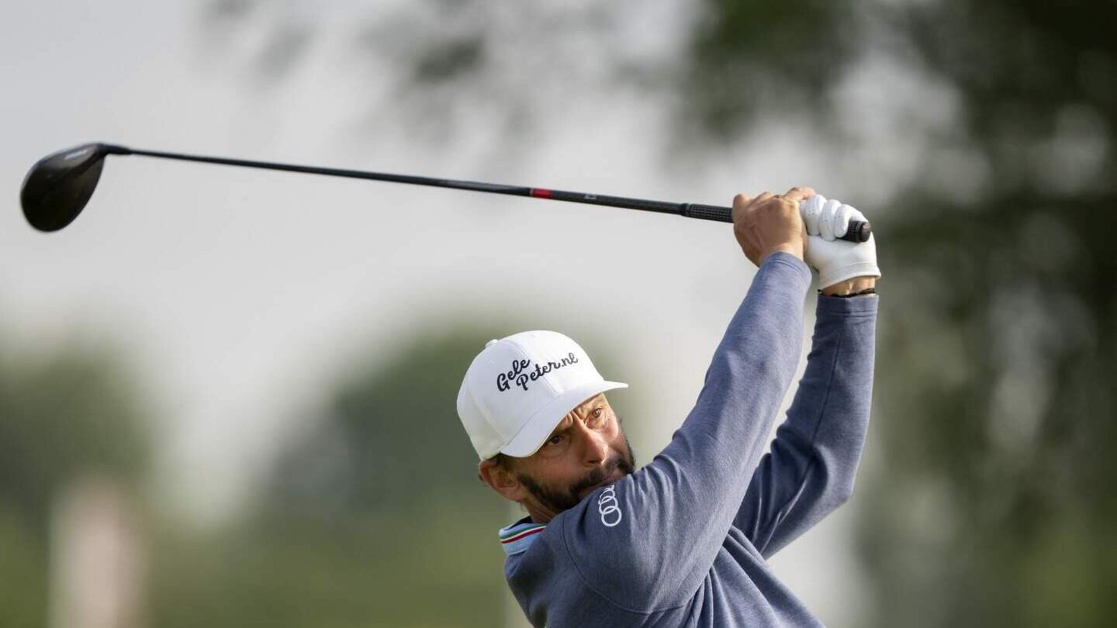 Golfer Luiten to handle caddie issues differently in future