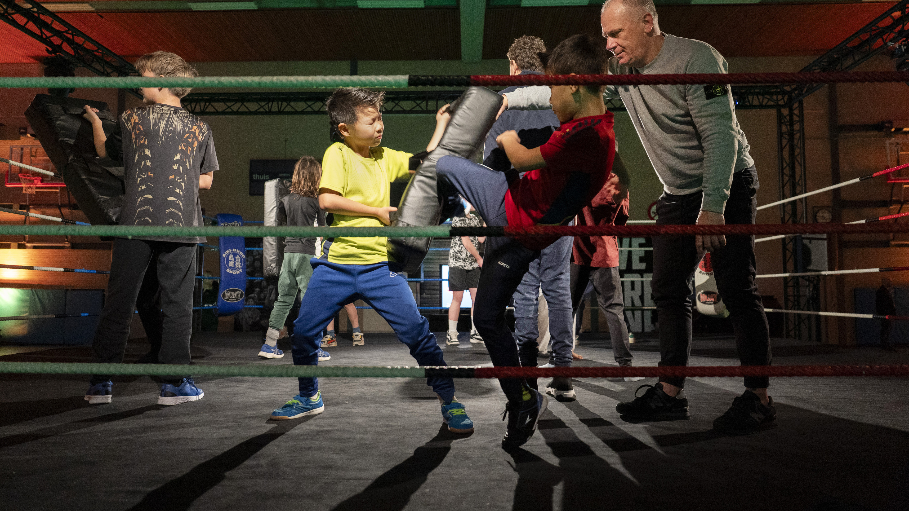 Boxing, karate, hapkido, kickboxing and kung fu: First Martial Arts Event in Spaarnehal attracts seventy children to learn five combat sports