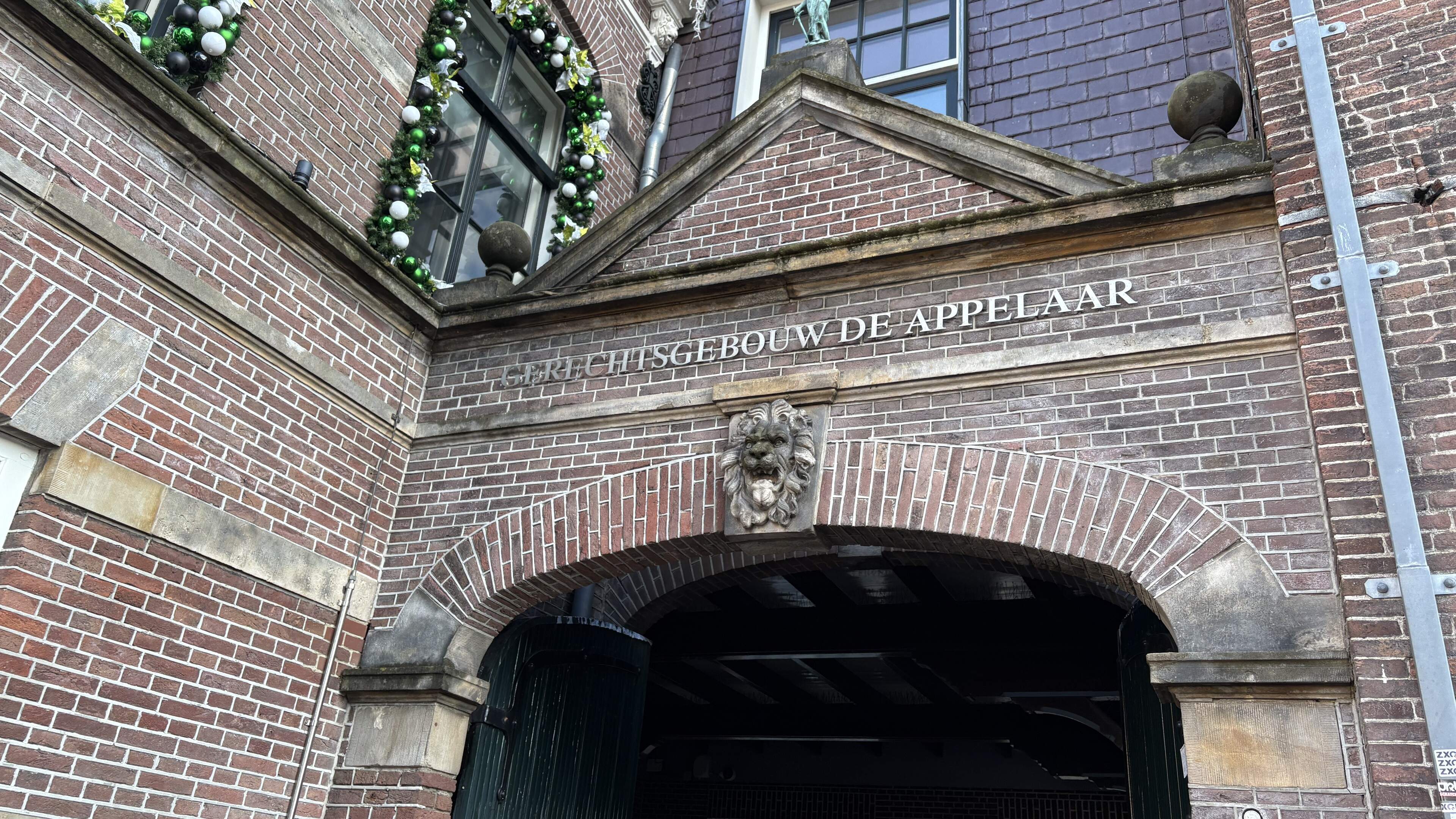 Three years in prison and psychiatric treatment for Haarlem man who posed as teenager for online grooming