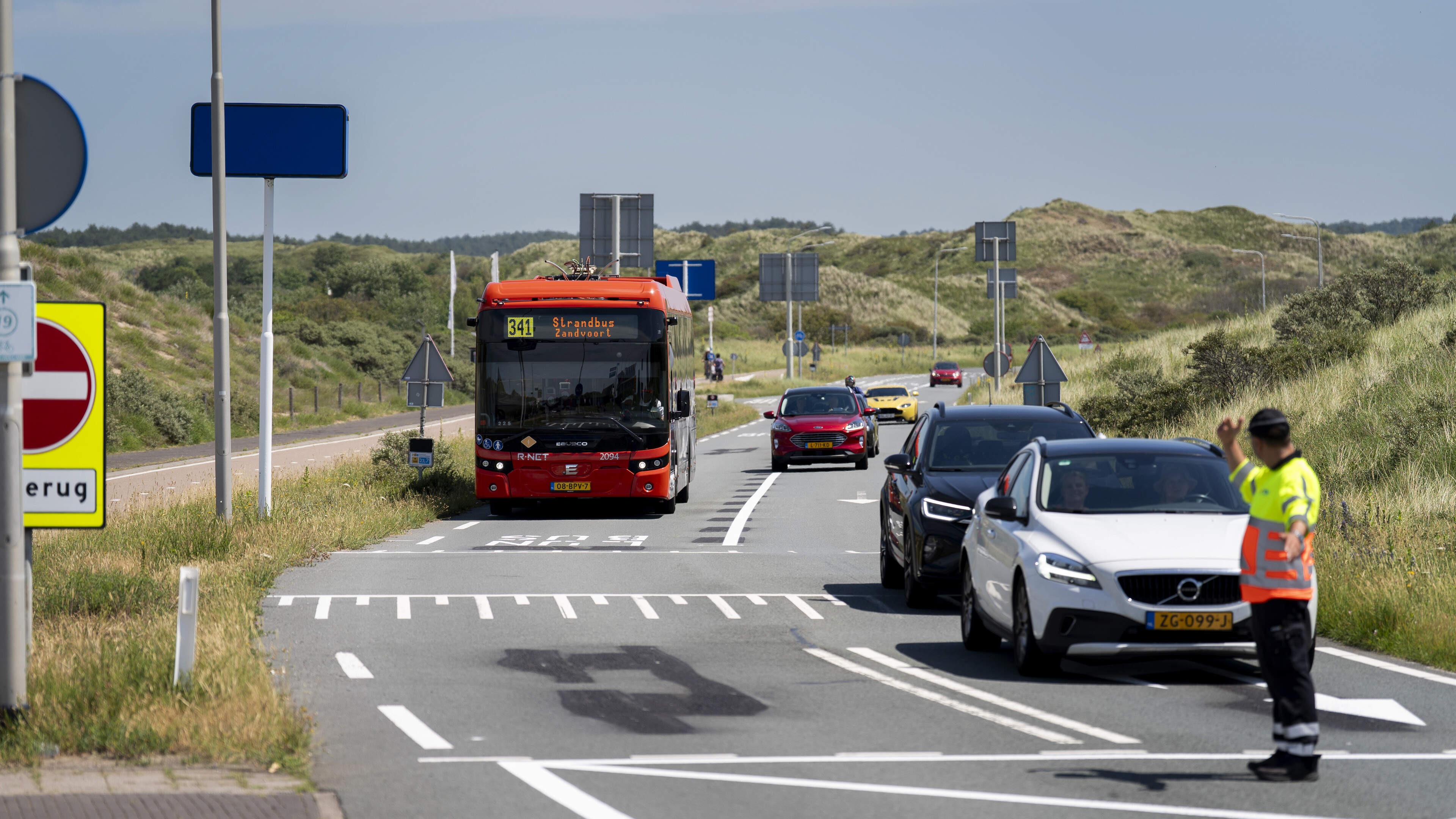 'We love it', free beach bus to Zandvoort is a hit