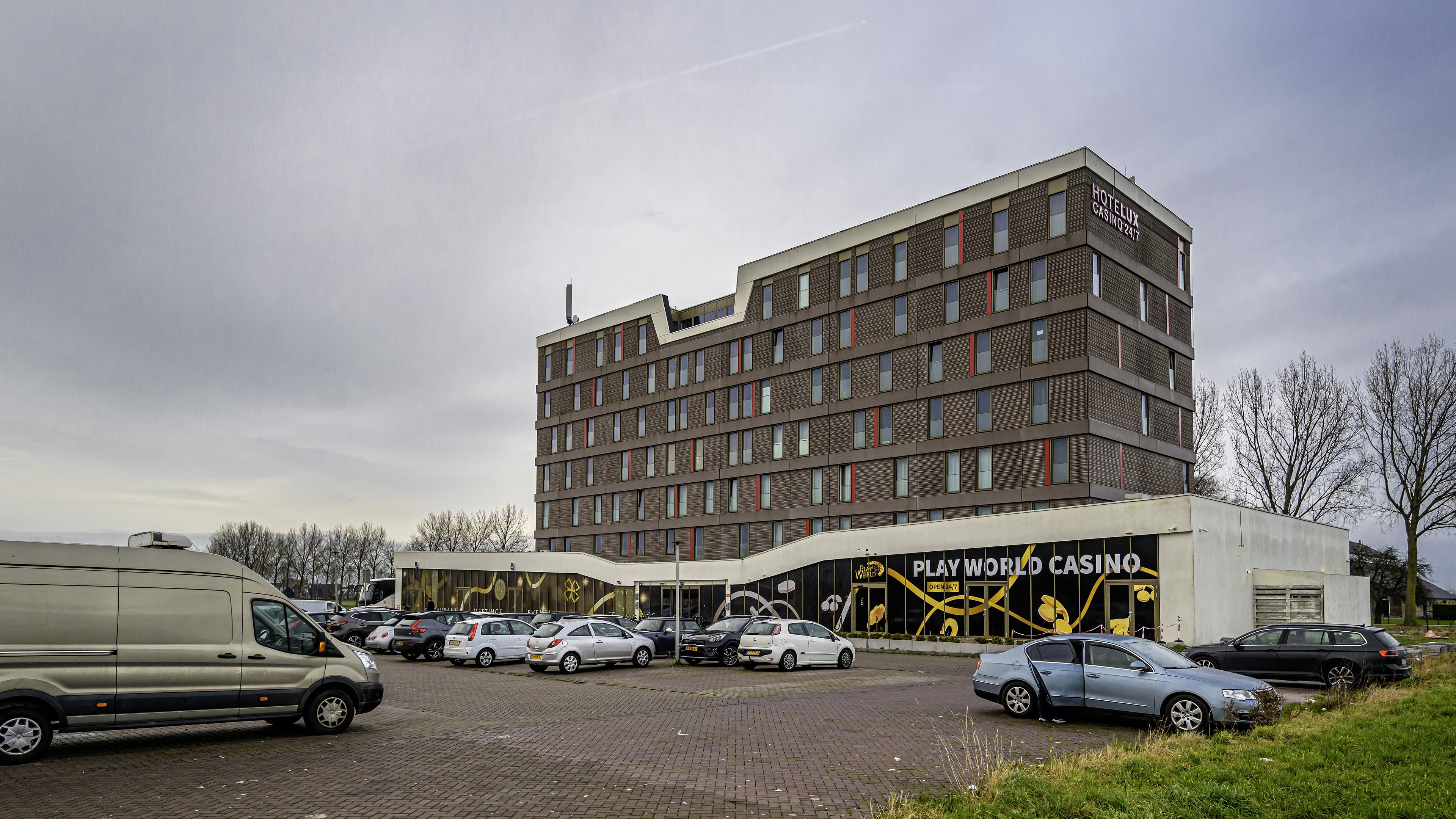 Judge finds ‘accidental’ €23 million bid on Hoofddorp ghost hotel implausible: ‘At own risk’