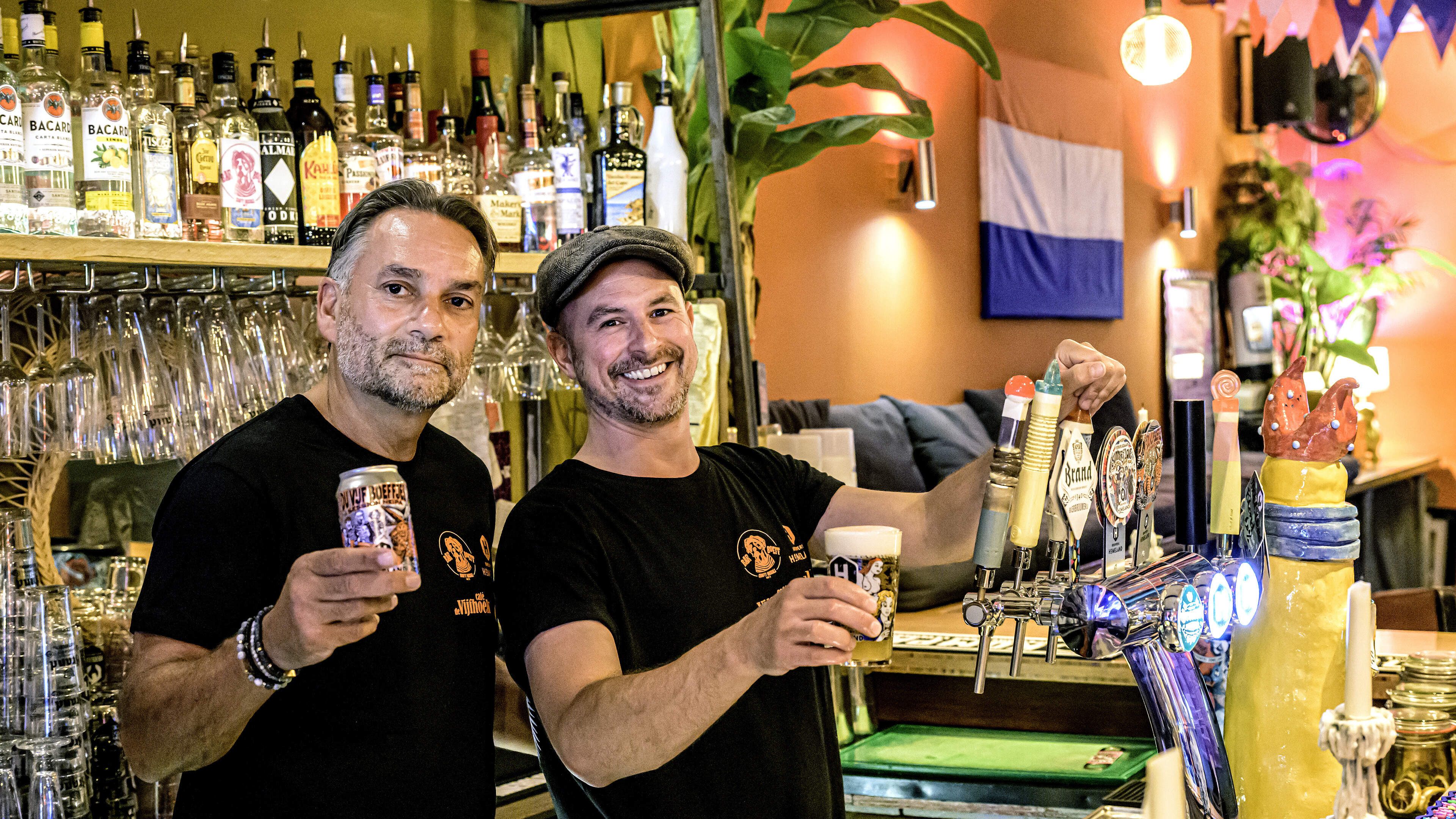 This is how the 'exclusively Haarlem' summer beer Du Vijf Boeffjes came to be: 'We are all a bit different, but share the same love for beer'