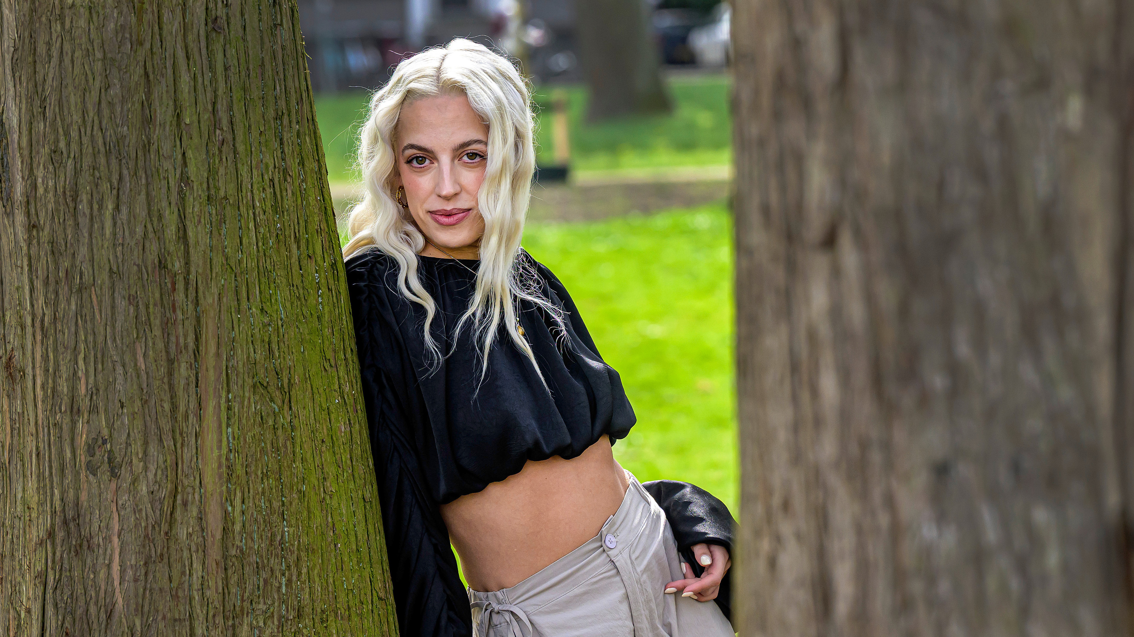 The international dance career of Kirsten de Vos (27) from Haarlem: choreography for Zara Larsson and Tinashe, and dancer in Becky G music video