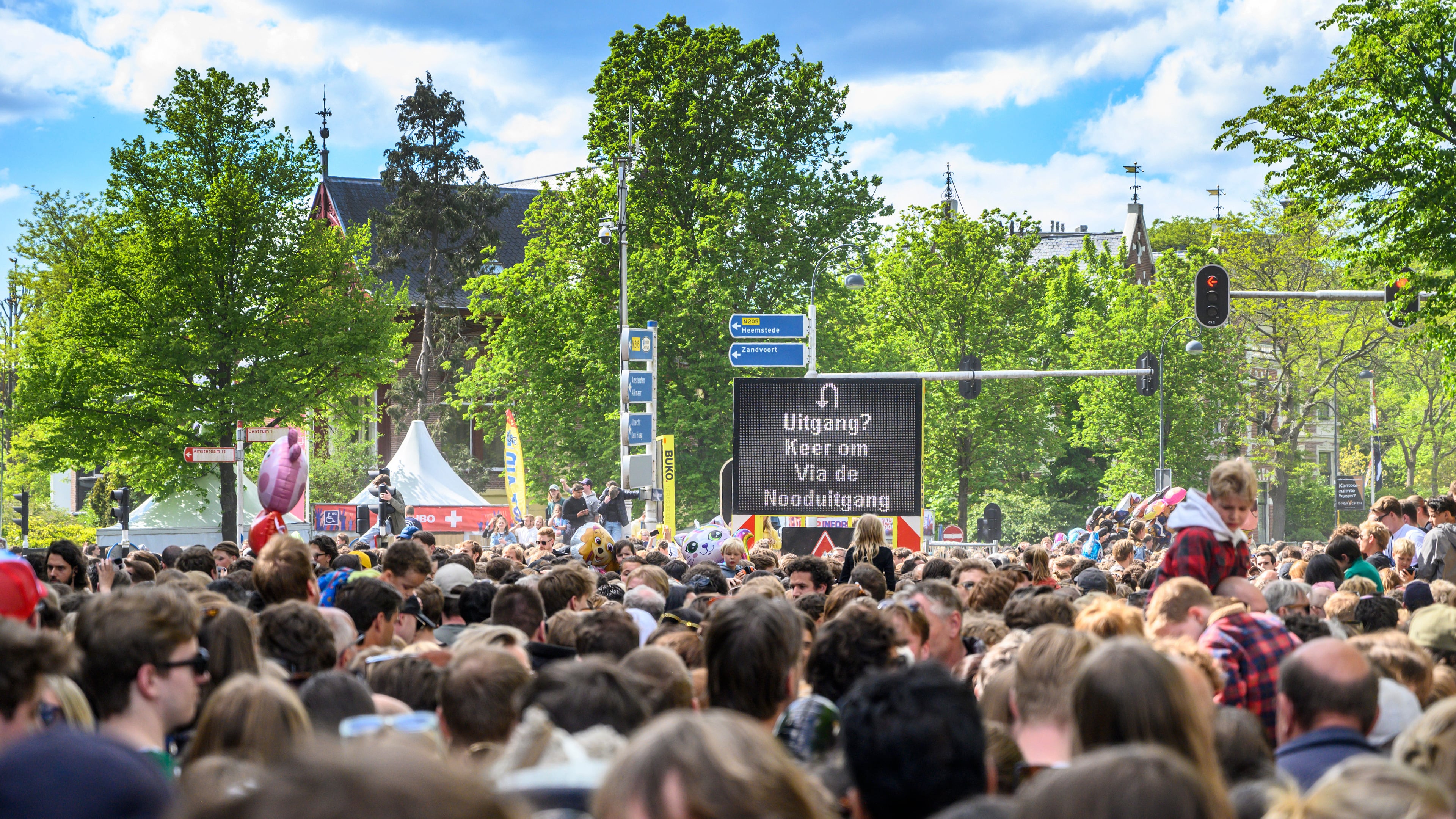 How to avoid the crowds and not miss a thing at Bevrijdingspop in Haarlem
