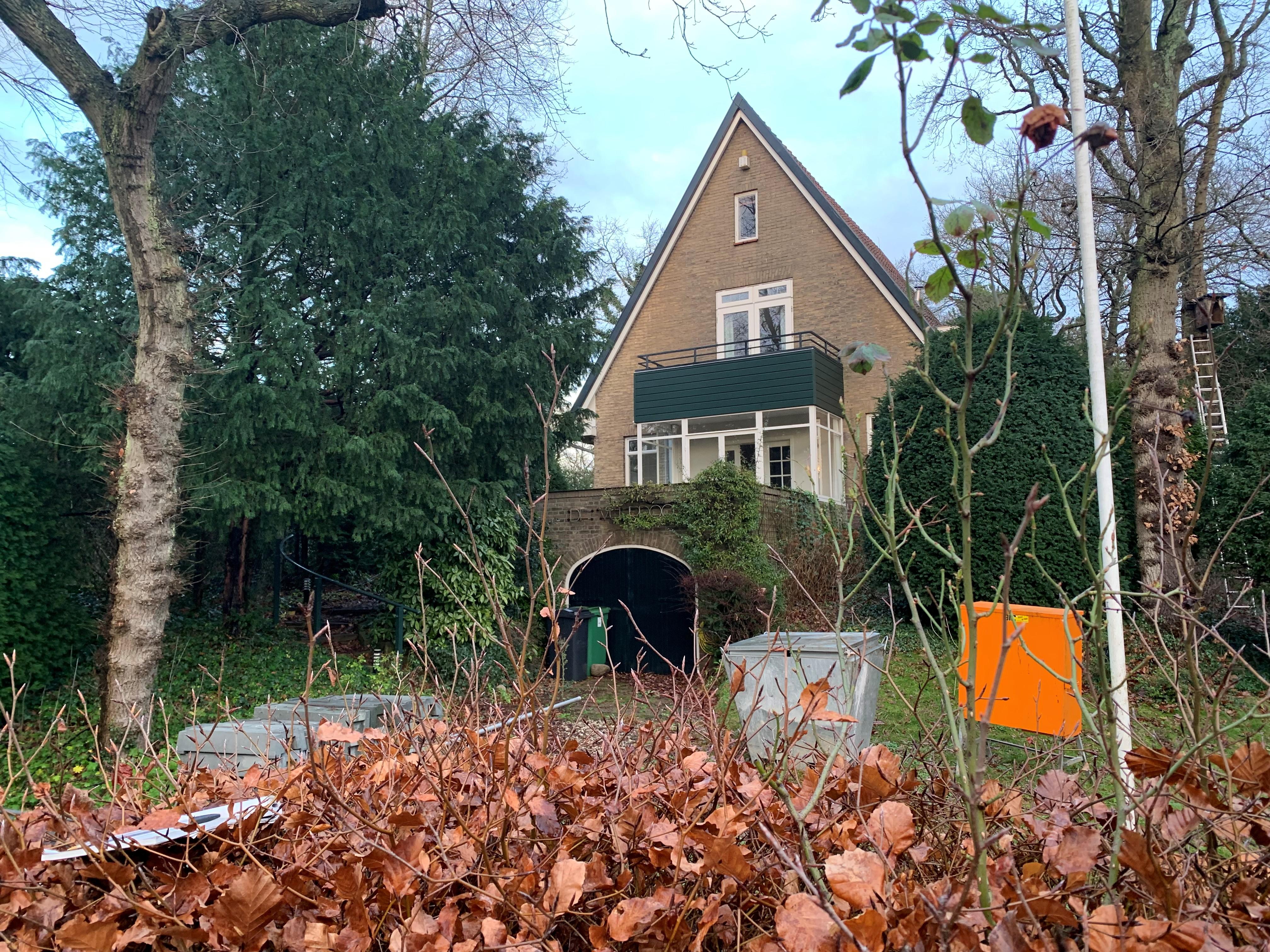 Bouw grote villa aan Willinklaan in Bennebroek ’niet meer kansrijk’. Er zijn veel bezwaren uit de bu