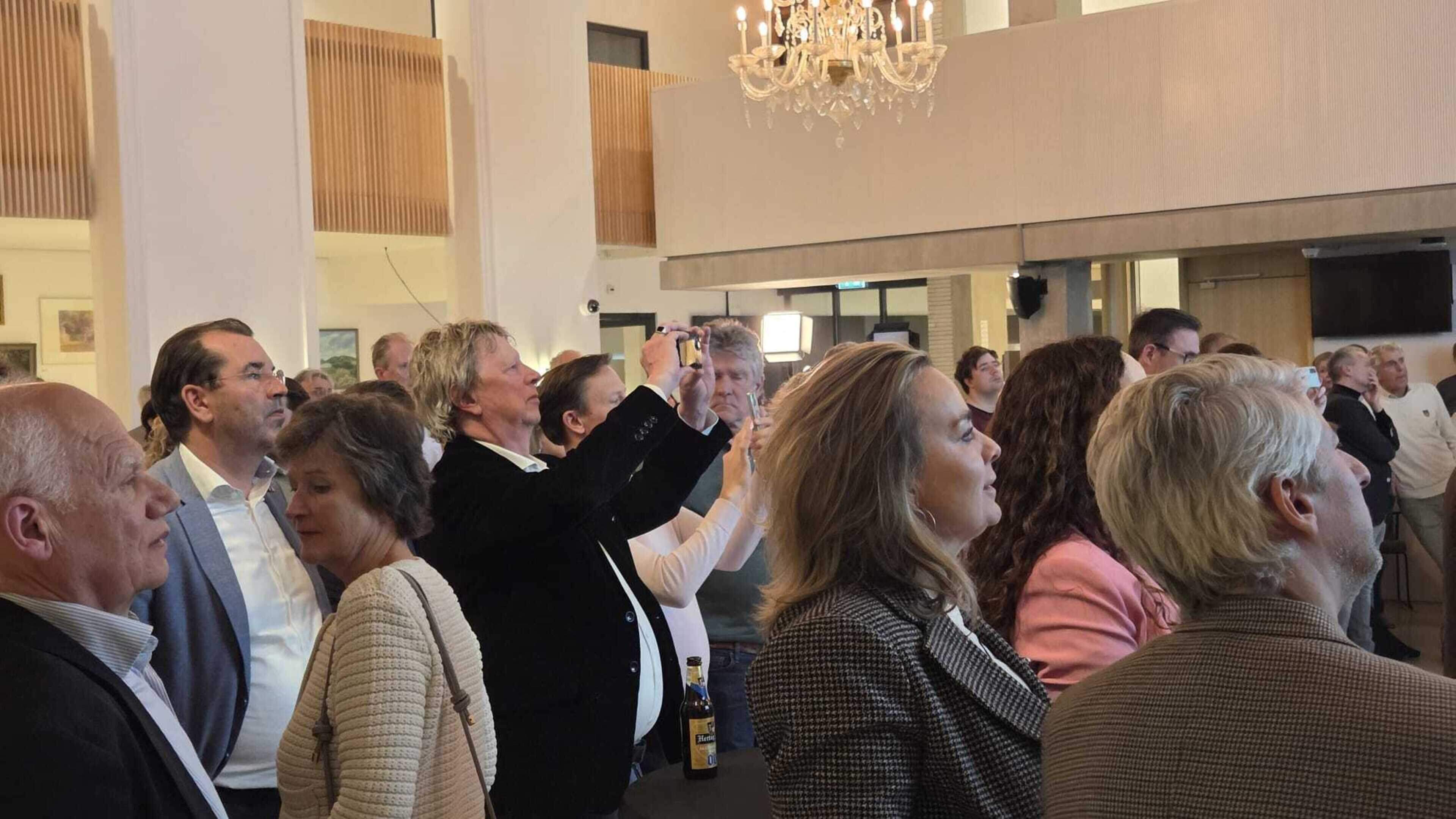 VVD, D66 and GroenLinks-PvdA each win four seats in Bloemendaal: coalition likely to continue