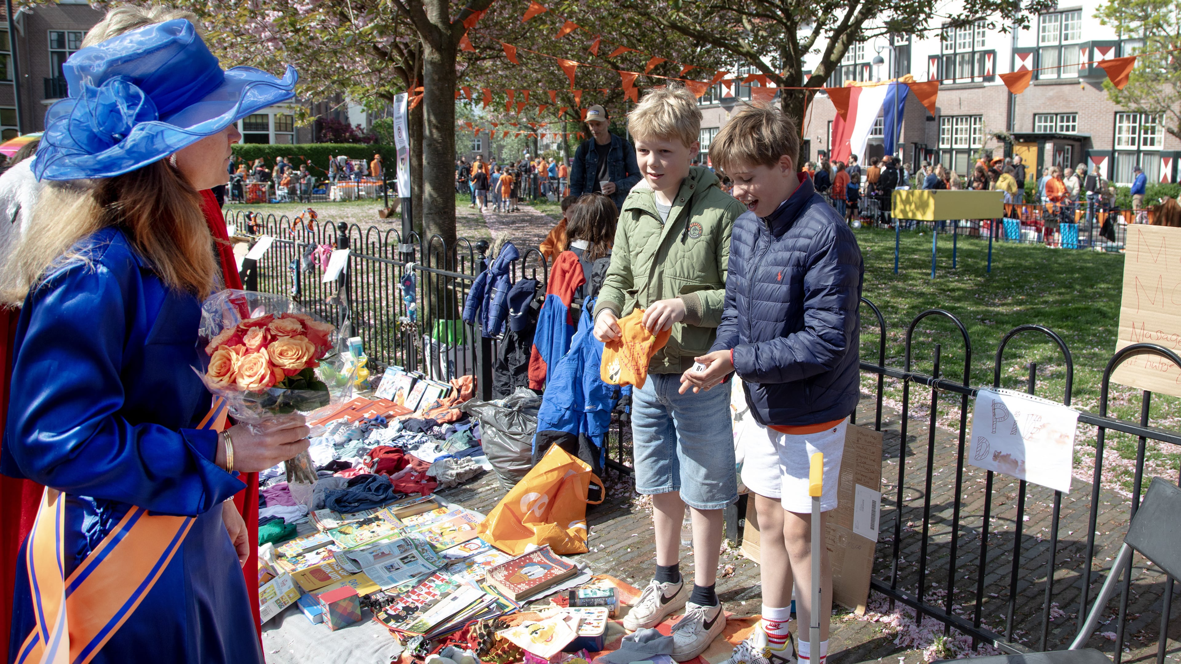 Sumo wrestling, horse racing and costume parades: what to do on King's Day besides flea markets