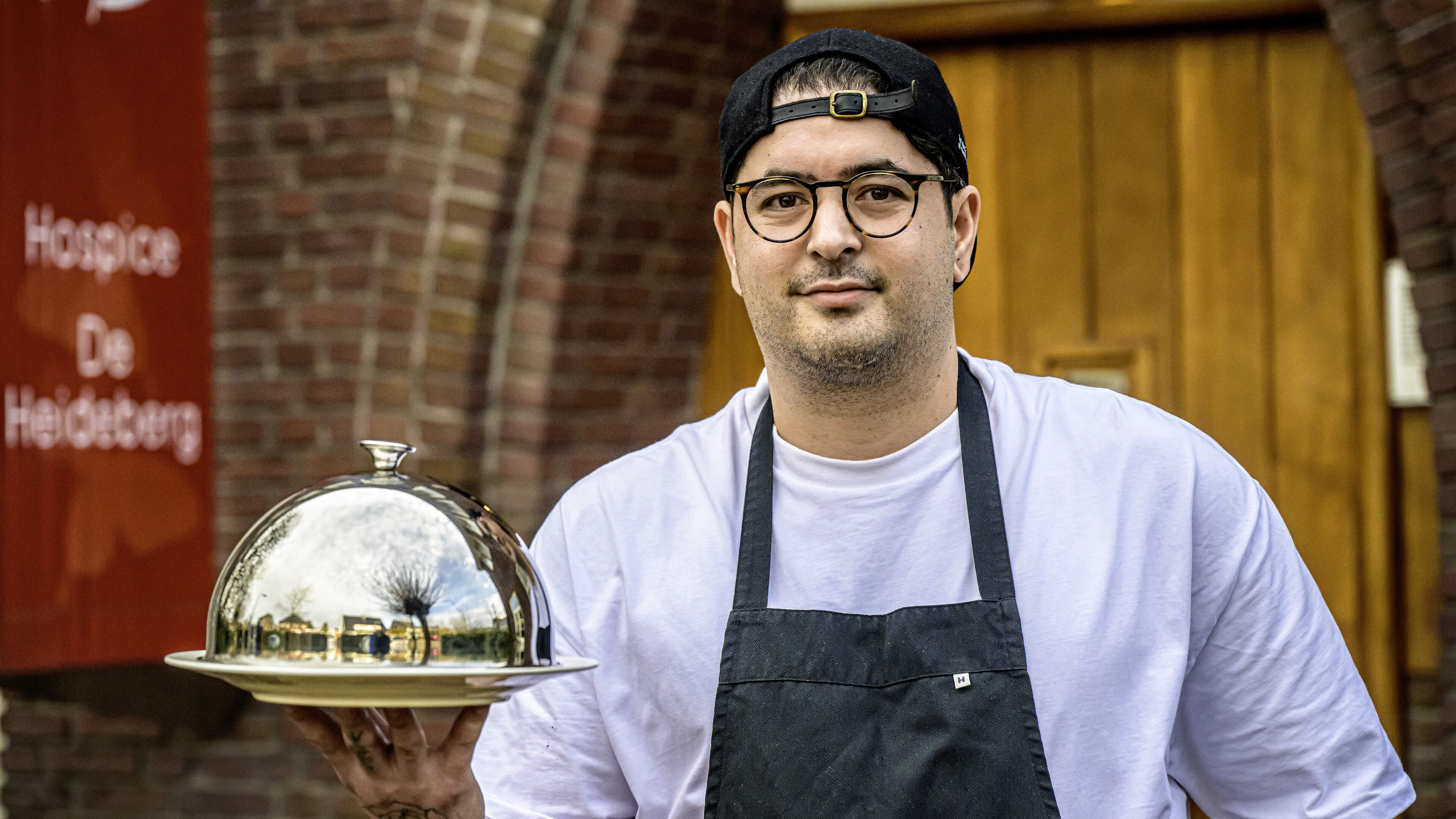 Top chef Nico Koji Miyahira now prepares meals as a volunteer at Hospice De Heideberg: ‘If I can still contribute to this final stage of life, I want to do that’