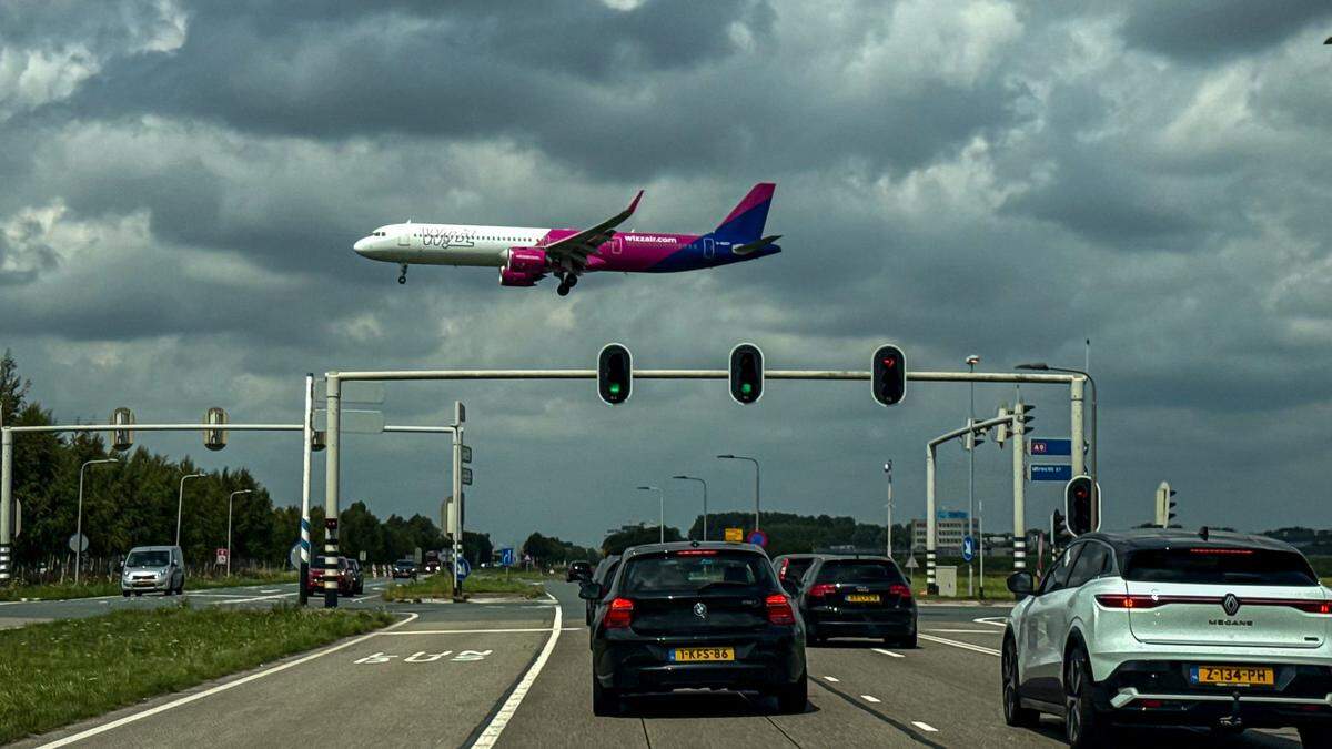 Vliegtuig maakt noodlanding op Schiphol