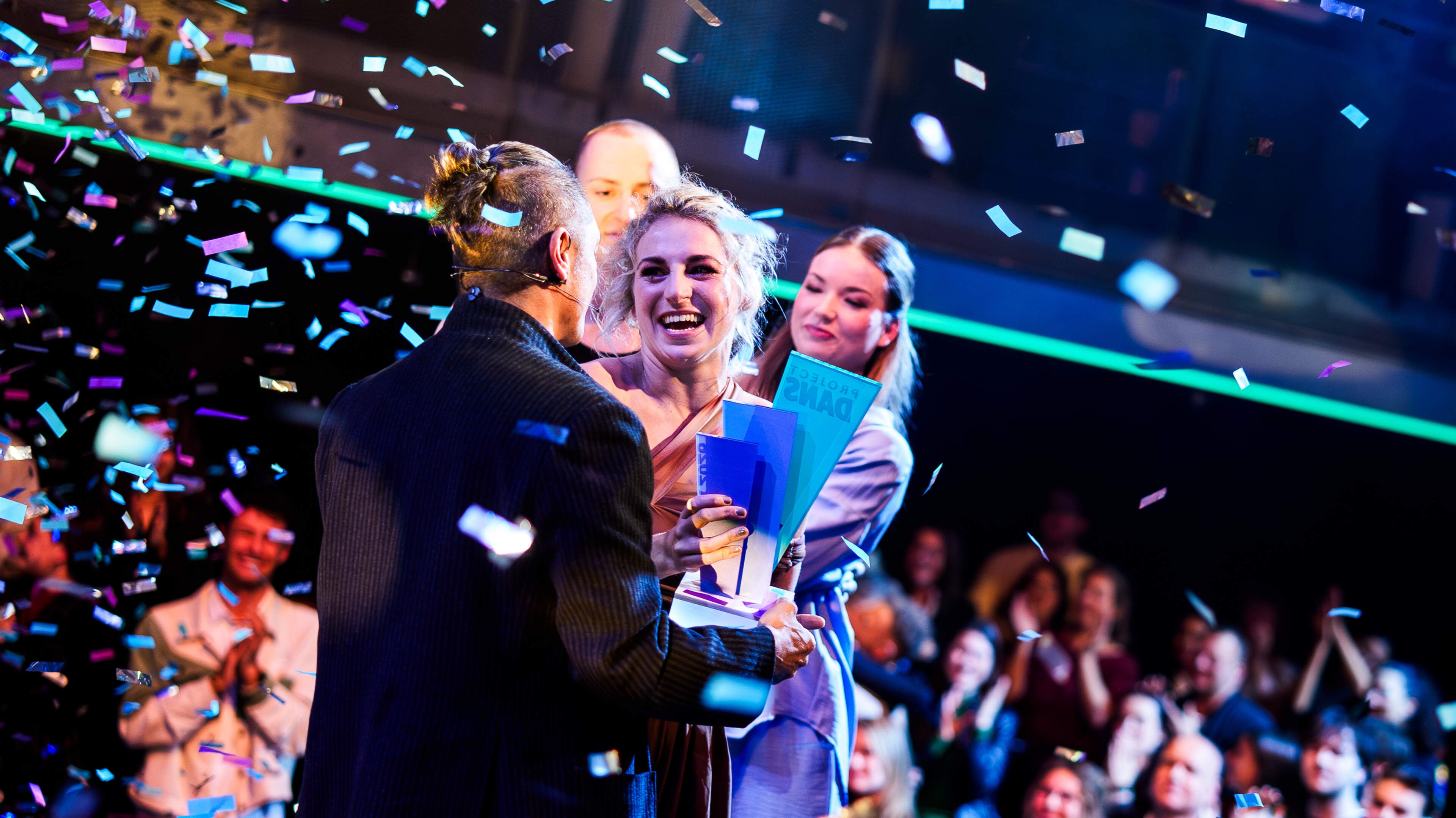 Nieuw-Vennep dancer Sophie van der Heide (26) wins TV show Project Dans 2026