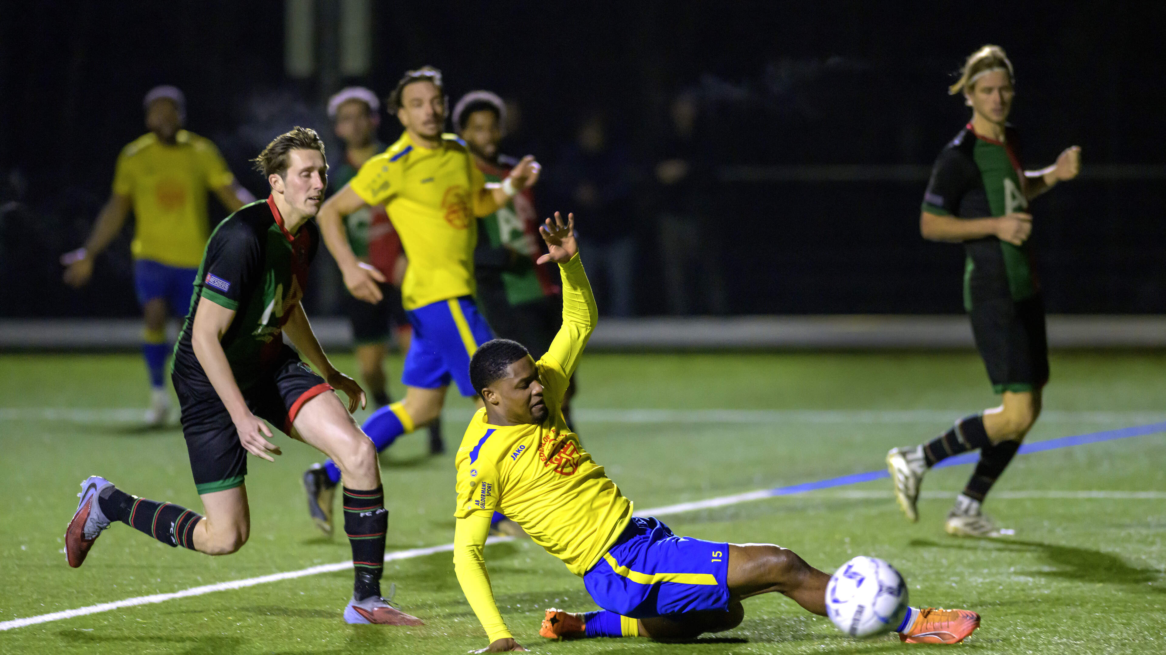 Round of 16 proves end of the road for brave Velsen