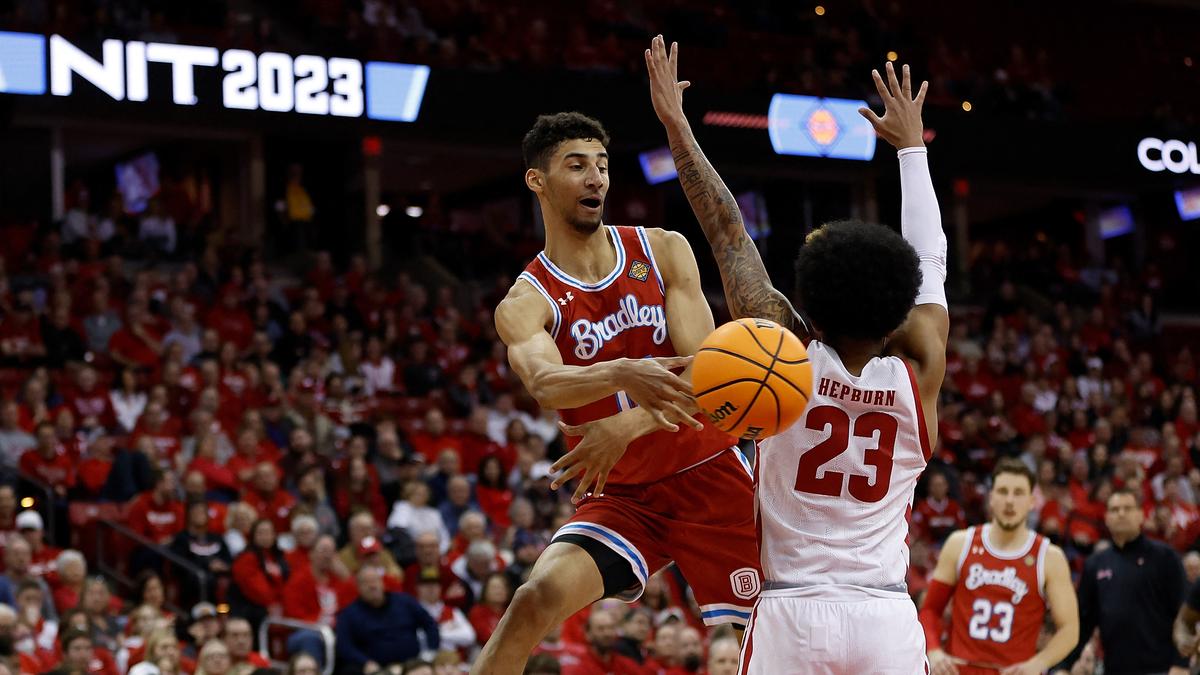 IJmuidense basketballer Malevy Leons (24) op proef bij NBA-club Oklahoma City Thunder 