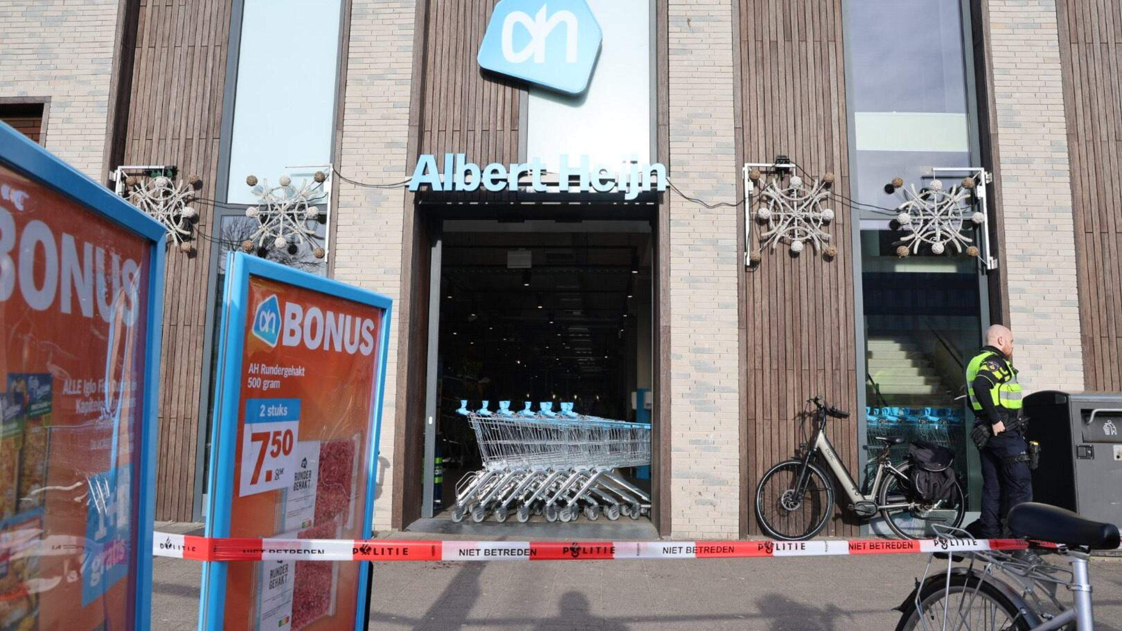 Over four months in prison after violent shoplifting at Haarlem Albert Heijn, duo filled sports bag with nearly forty packs of coffee
