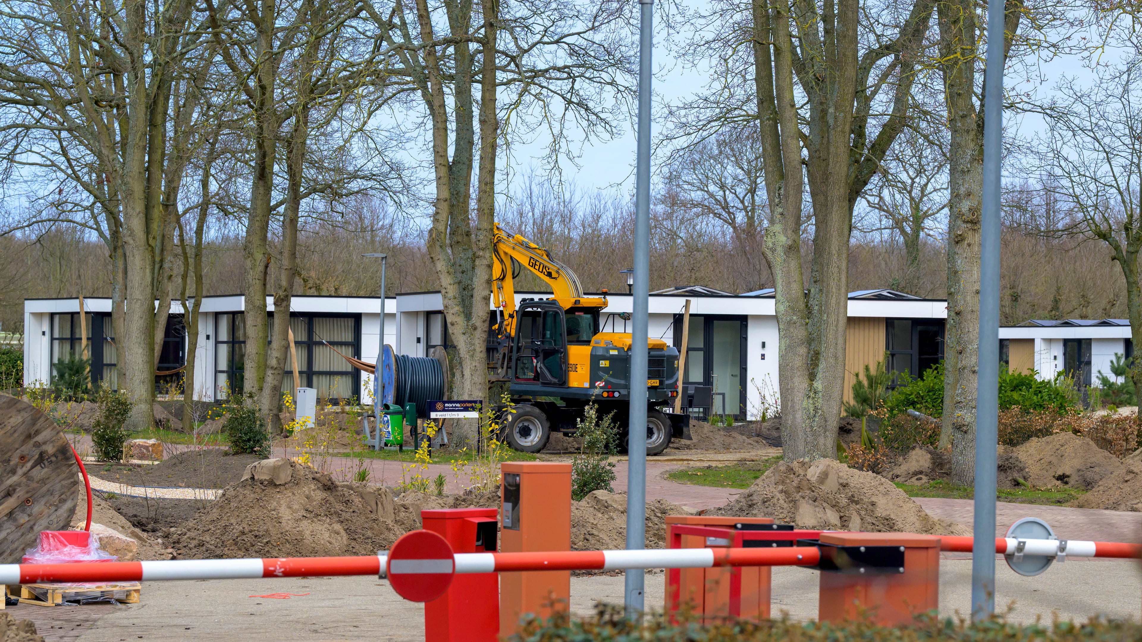 Powerless Bloemendaal politicians consider legal action after province rejects enforcement request for Camping Vogelenzang