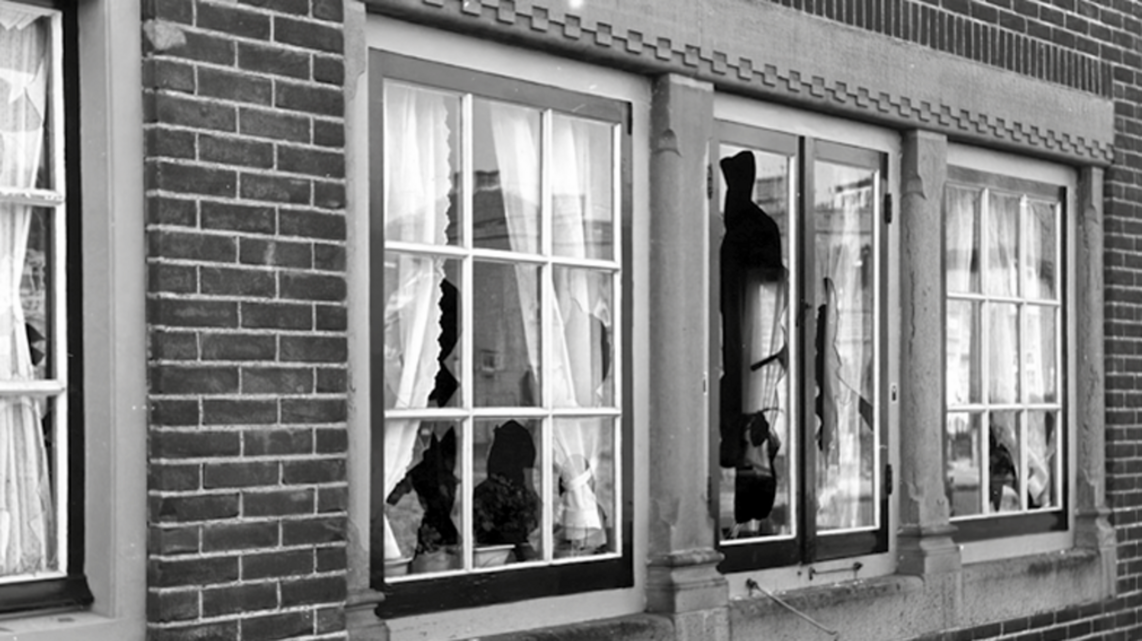 NSB youth occupied Zandvoort mayor's home 85 years ago. The attack was fierce, chaotic and targeted