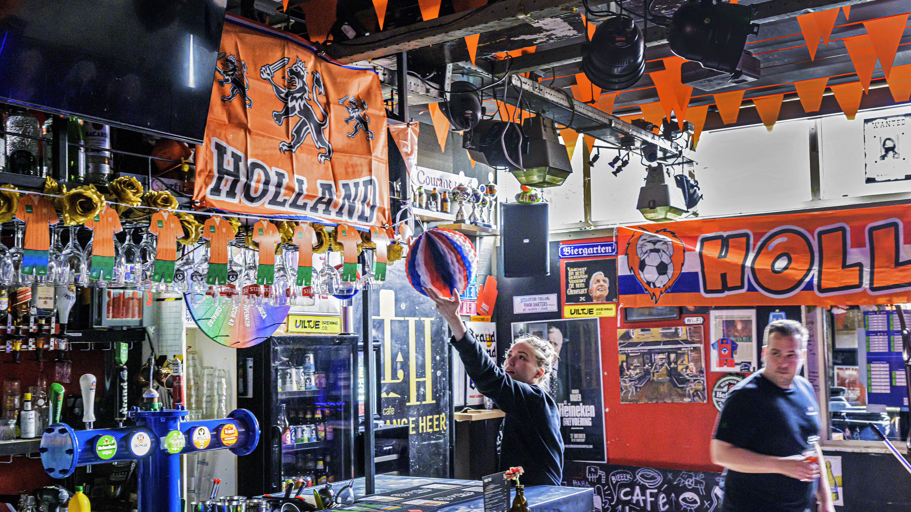 Big screens on terraces for Dutch matches, here is where to watch the World Cup in Haarlem: ‘We’re going to go all out again this year’