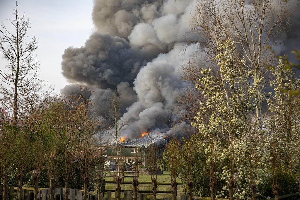 Nog geen duidelijkheid over oorzaak brand Zwaanshoek
