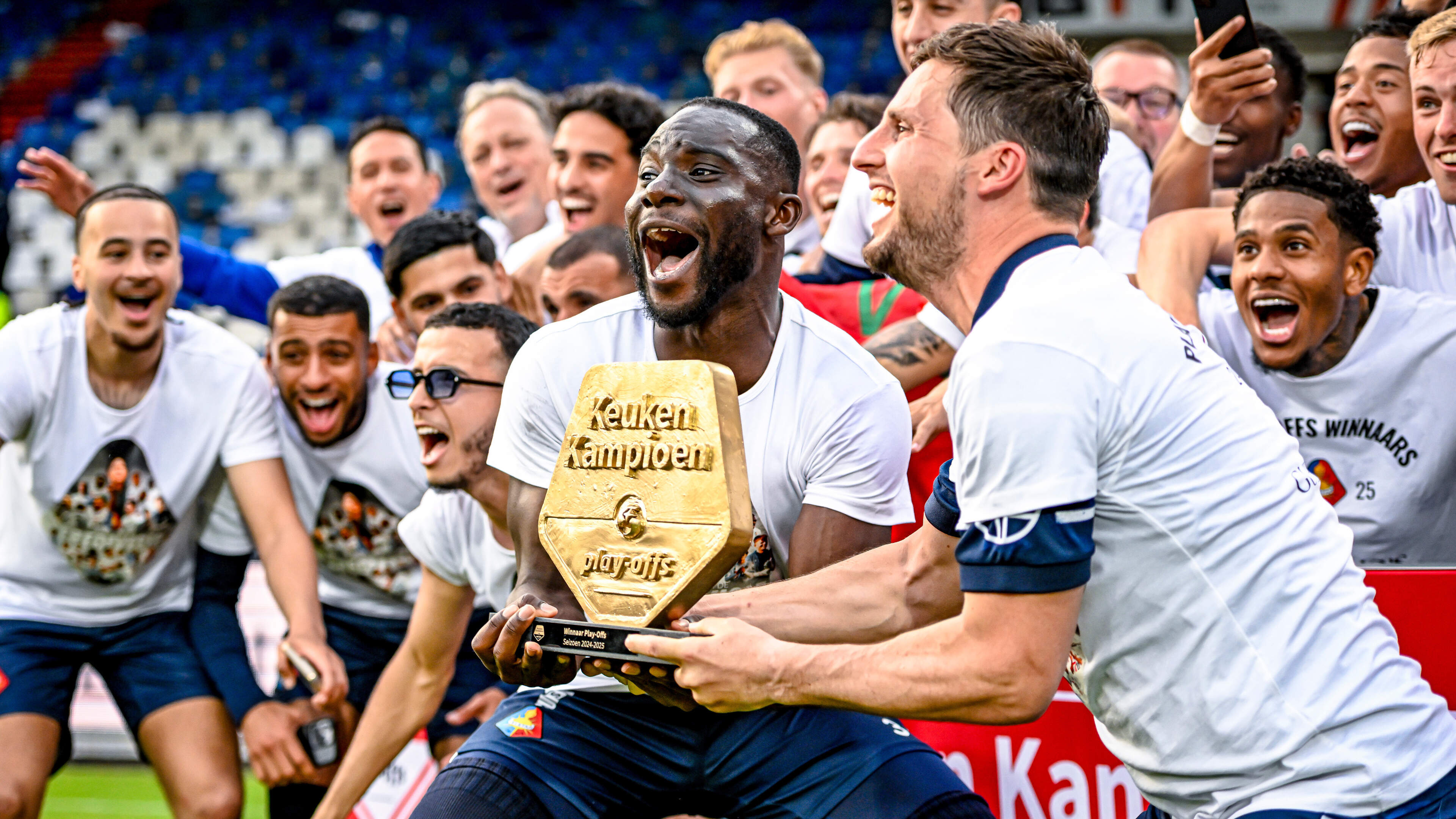 Mitch Apau (35) to assess potential signings for Telstar: Former player becomes scout for first and youth teams