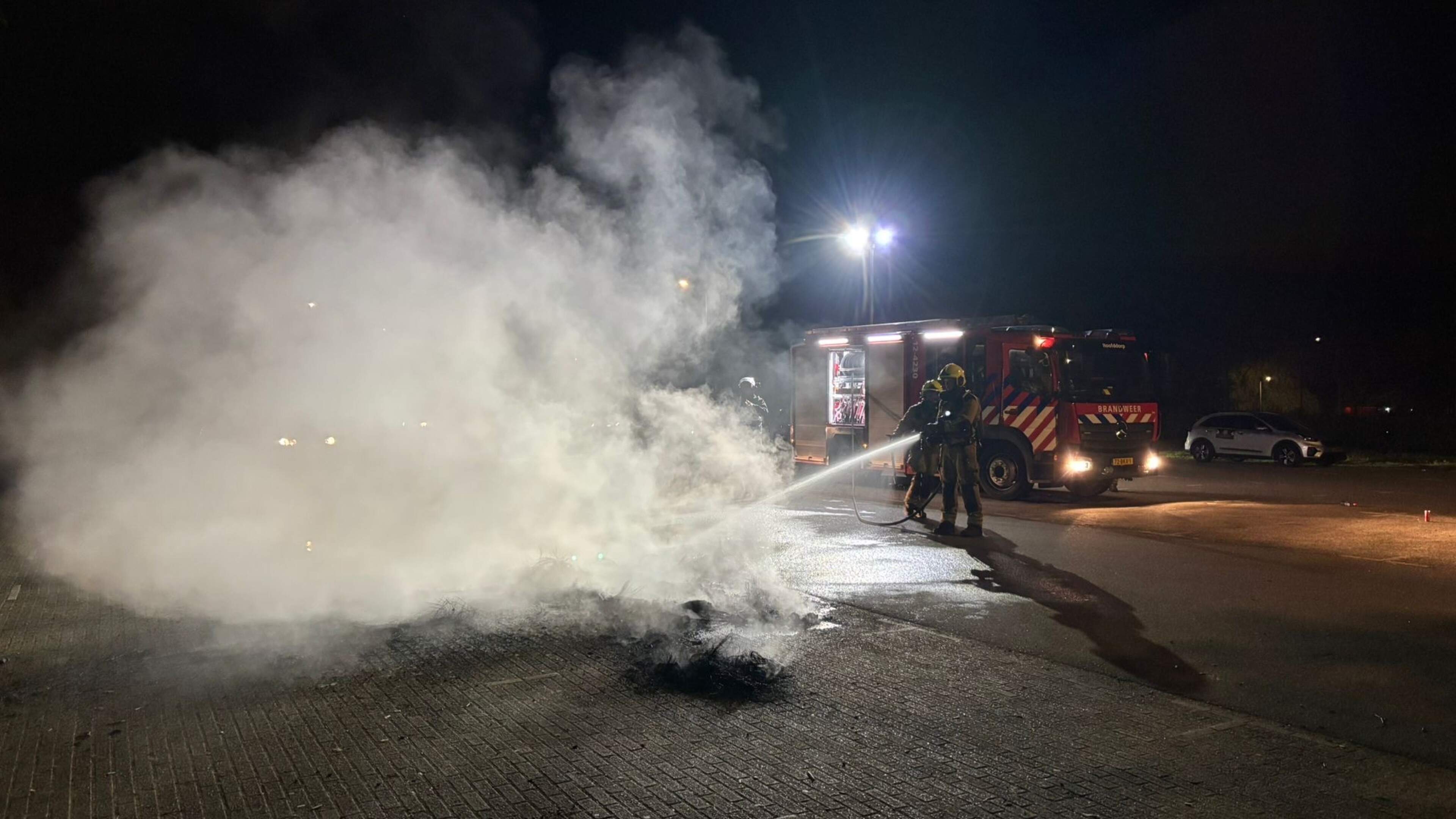 Car tires on fire in Haarlemmermeer Forest