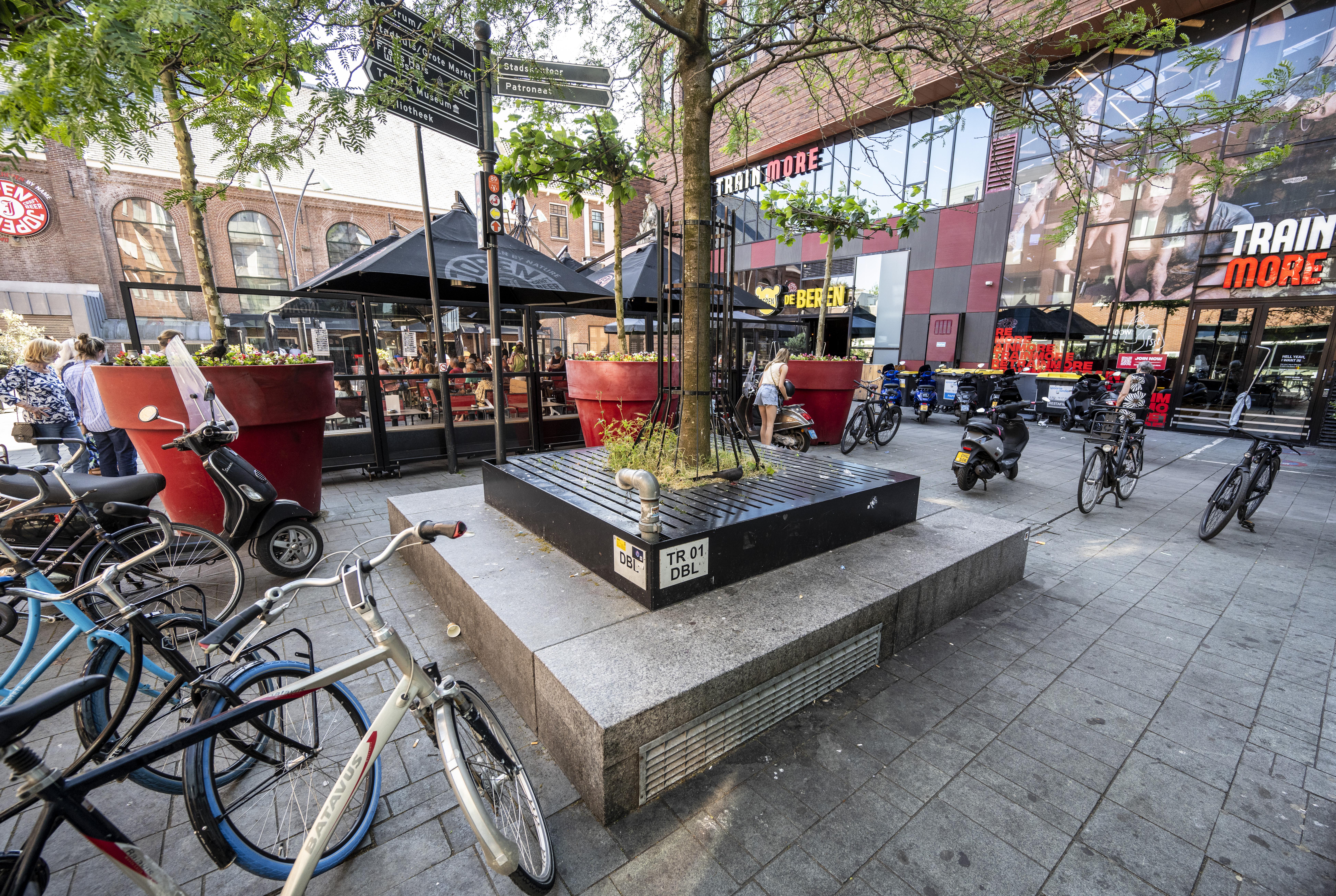 Entire neighborhood around Hortusplein now off-limits for stray bicycles
