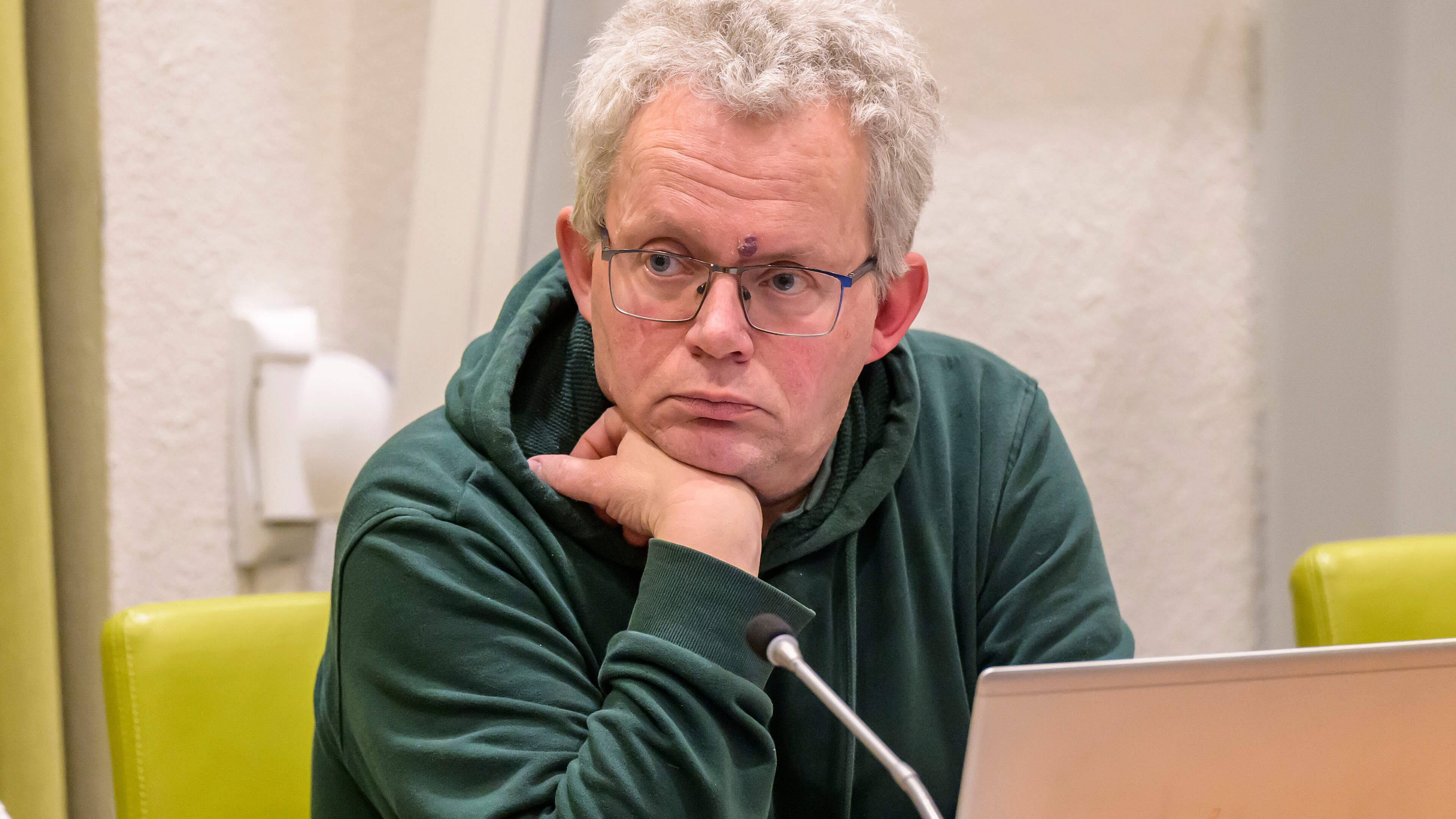 HBB faction leader Jan Verhagen steps back: 'Health comes first'