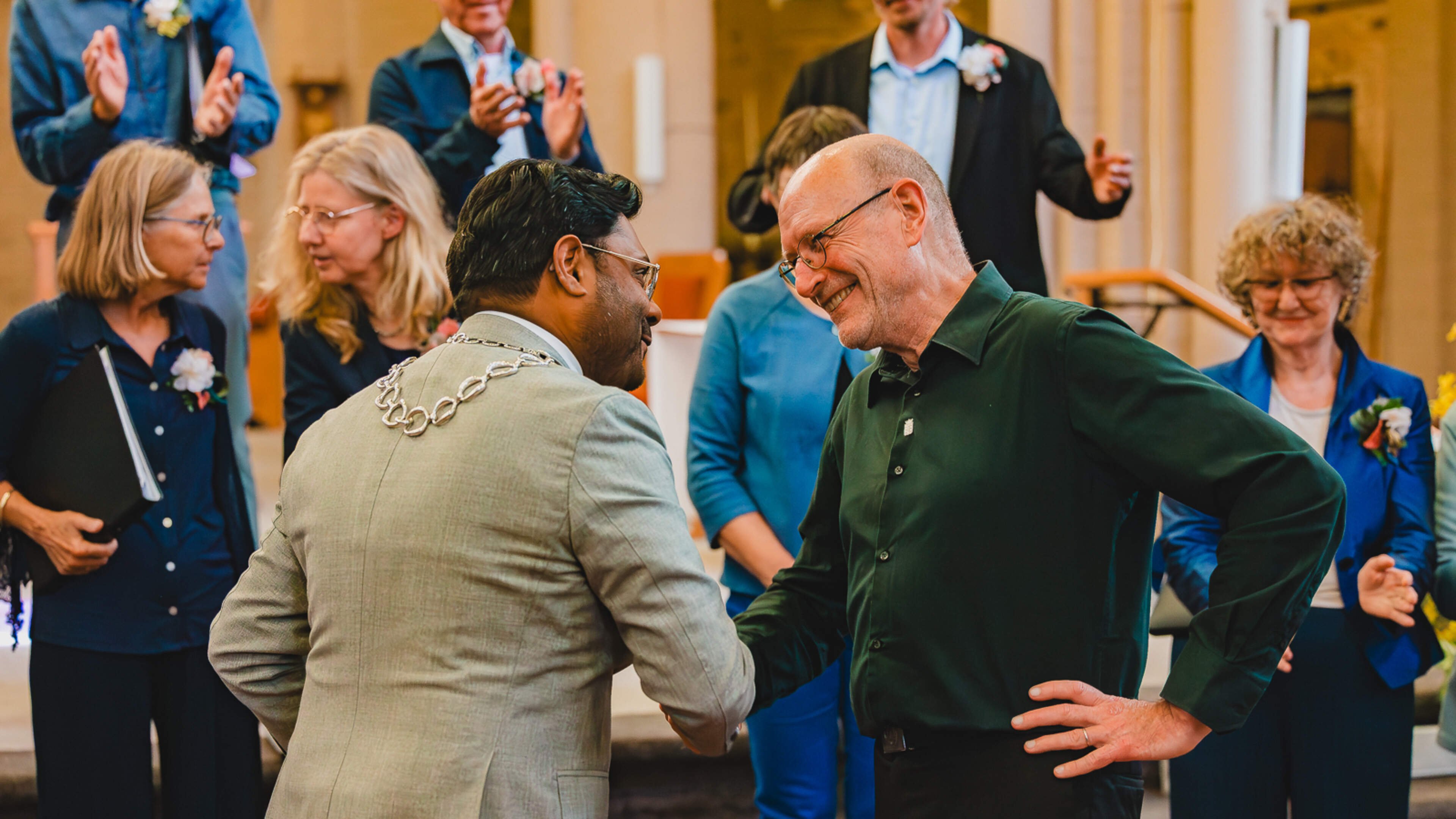 Heemstede honors musical connector Joop van Goozen with Silver Merlet Pin