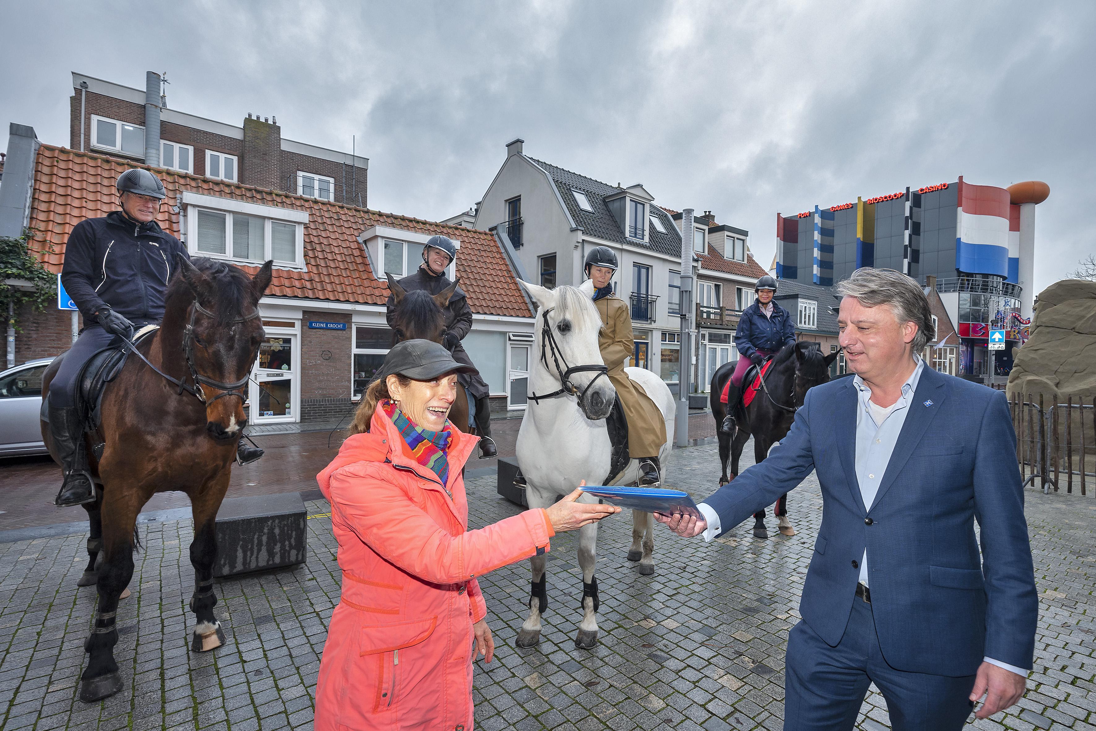 Besluit over Naaldenhof mogelijk later. OPZ: ’Ruimte maken voor onderzoek naar behoud manege’