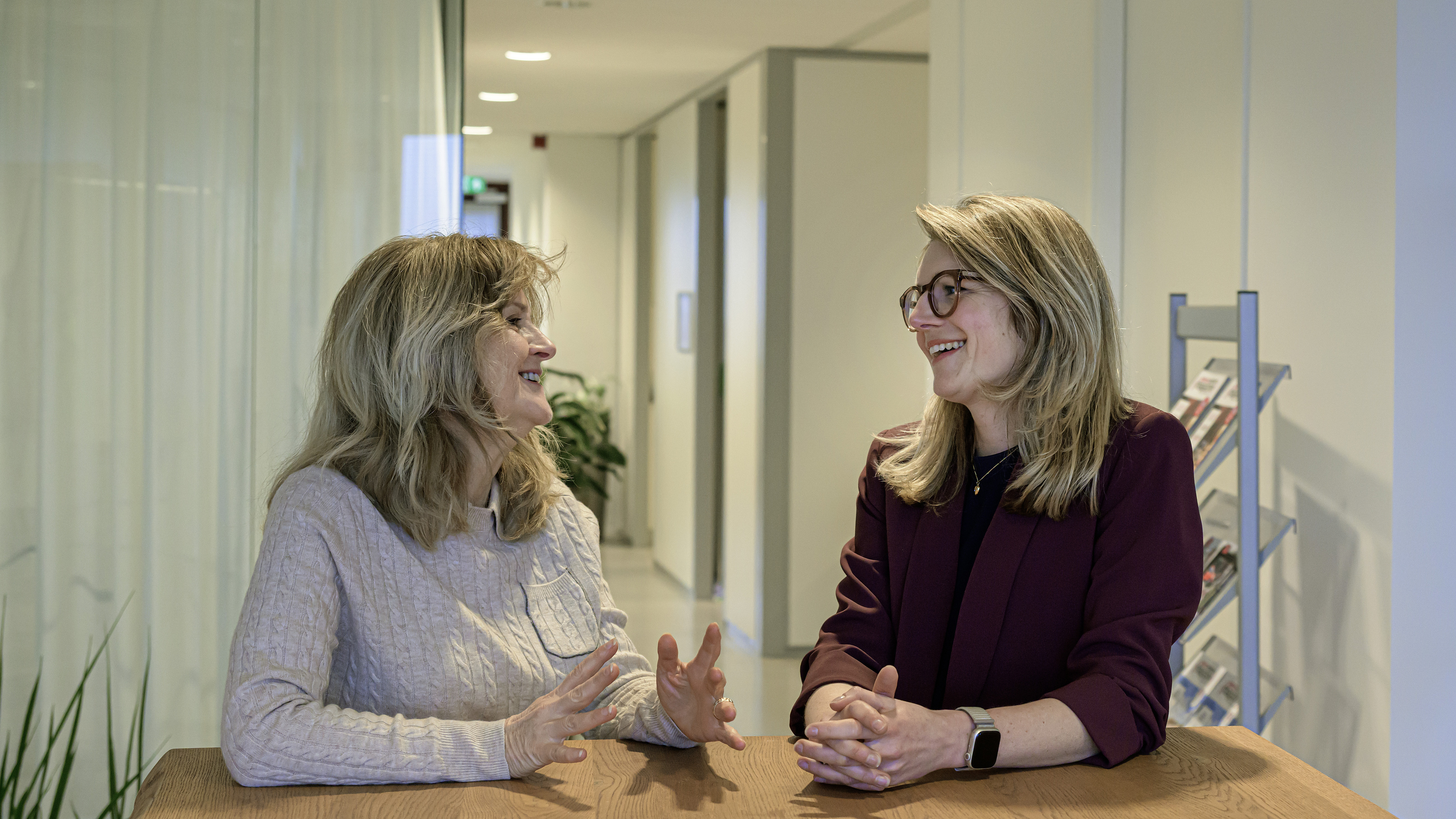 Yosephina works at Janskliniek via Kennemerhart, but can also work at Sint Jacob and Zorgbalans through Flexcoop when it suits her: ‘This gives me freedom and security’