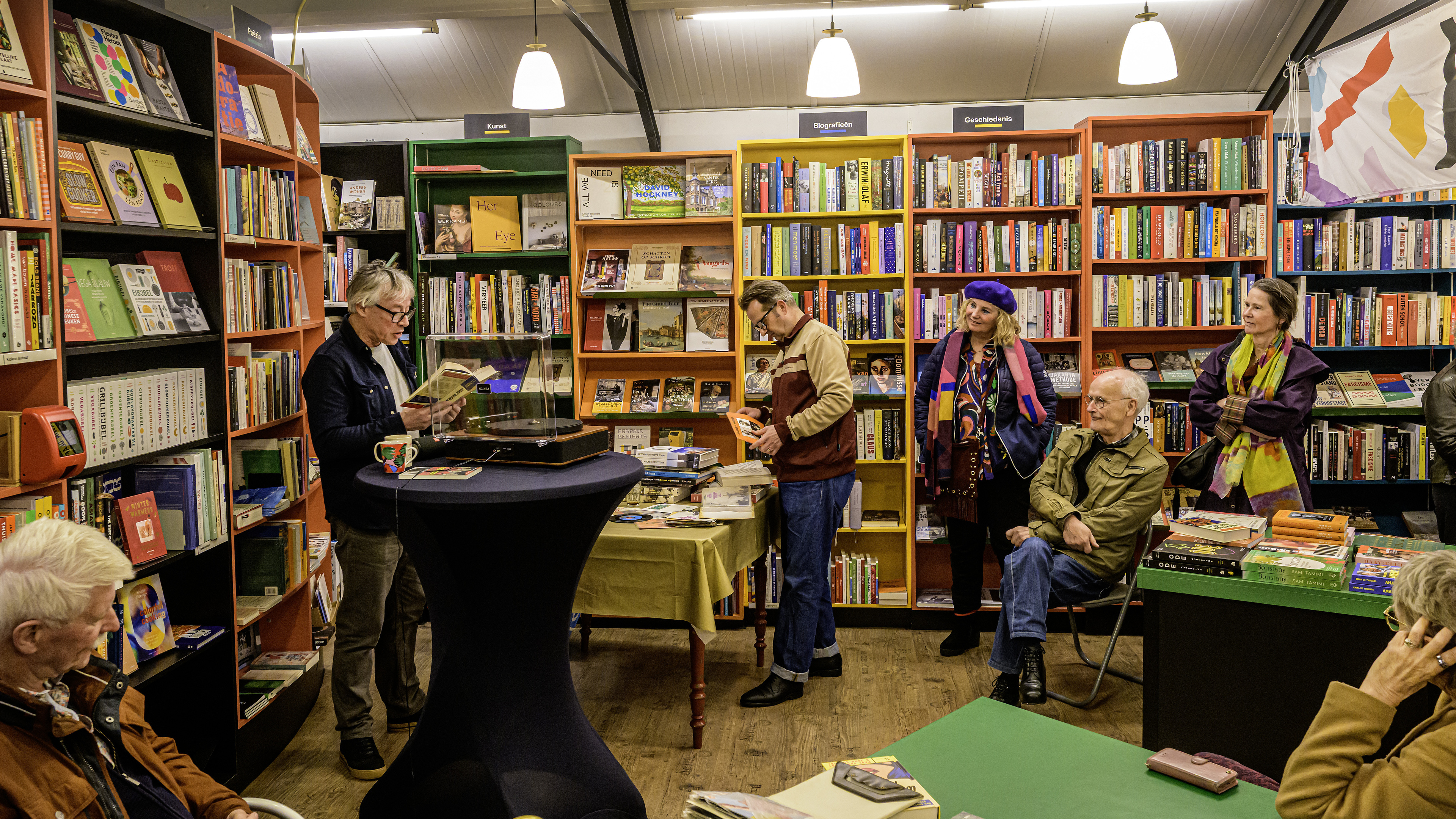 Spinning records and listening to stories: Book Week gathers steam in Haarlem, but no dancing allowed