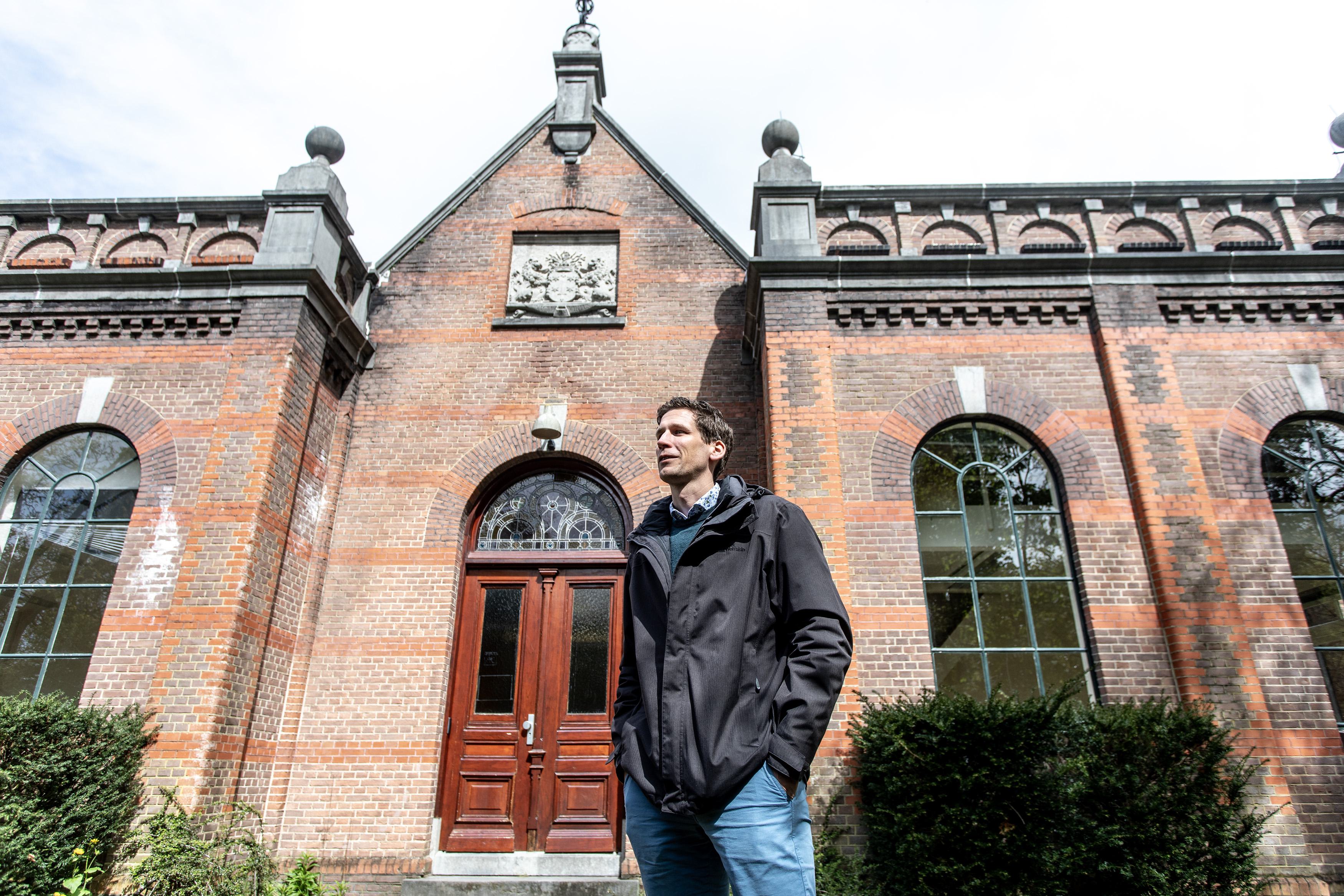 In 2035 waterfabriek naast tennisbaan WOC in Overveen. ’Doodzonde dat het PWN-terrein al sinds de ja