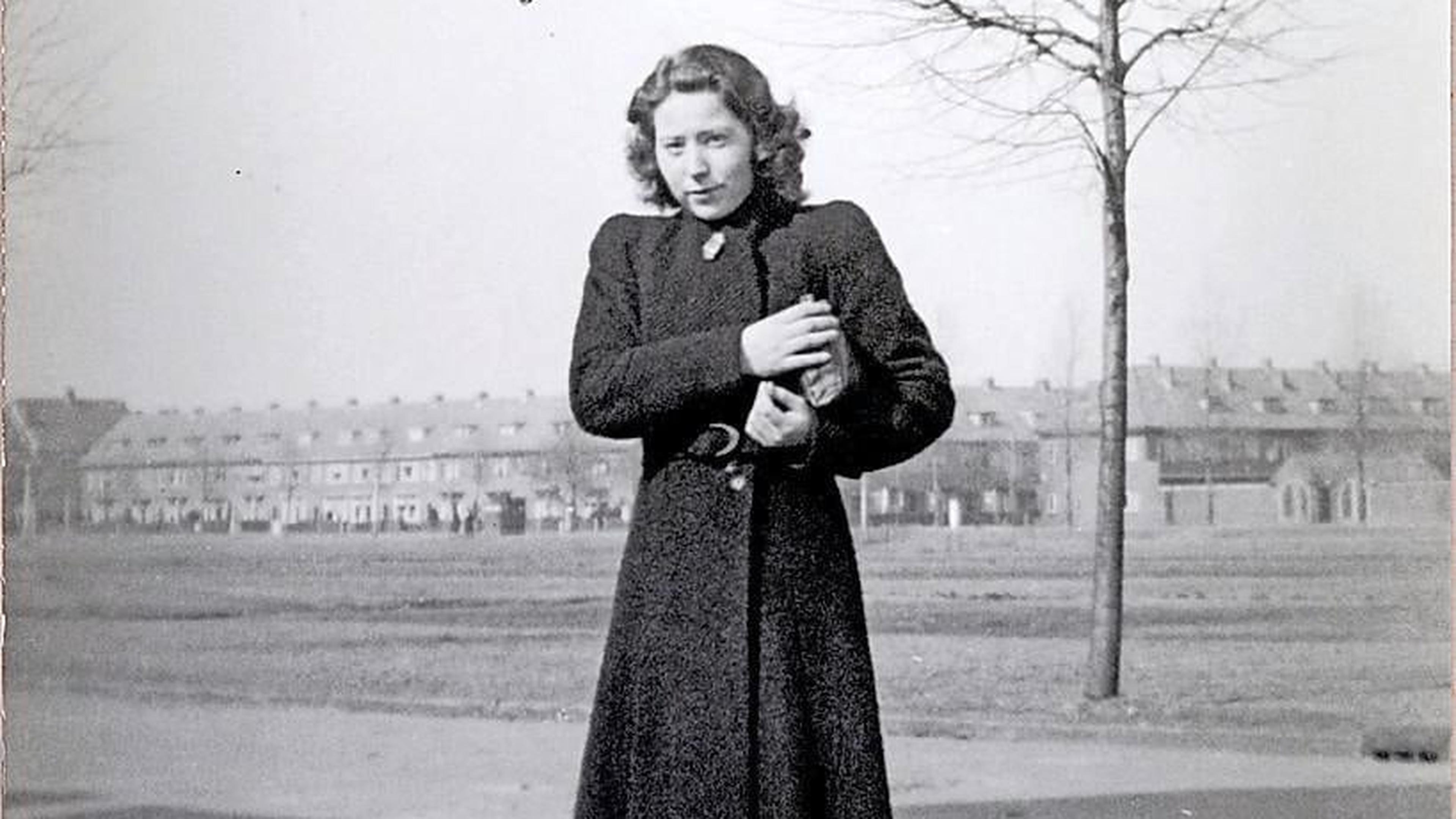 Verzetsheldin Hannie Schaft lijkt een struikelsteen te krijgen, maar dan wel een illegale. ’Heel erg