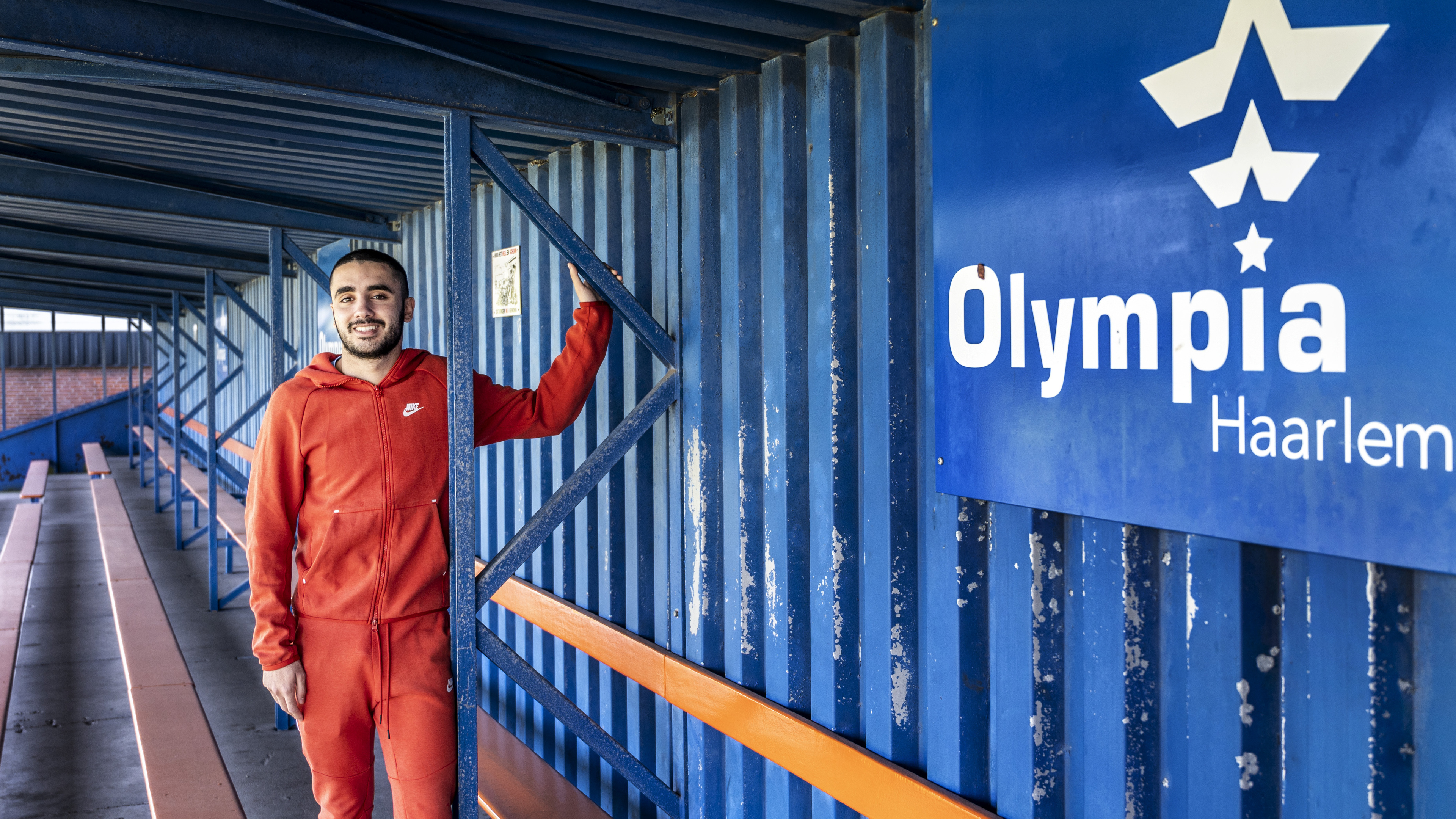 Ten-man Olympia Haarlem squander victory in closing stages